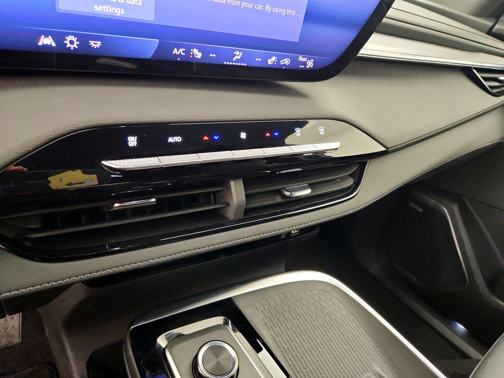 Thumbnail: 2025 Buick Enclave - 16