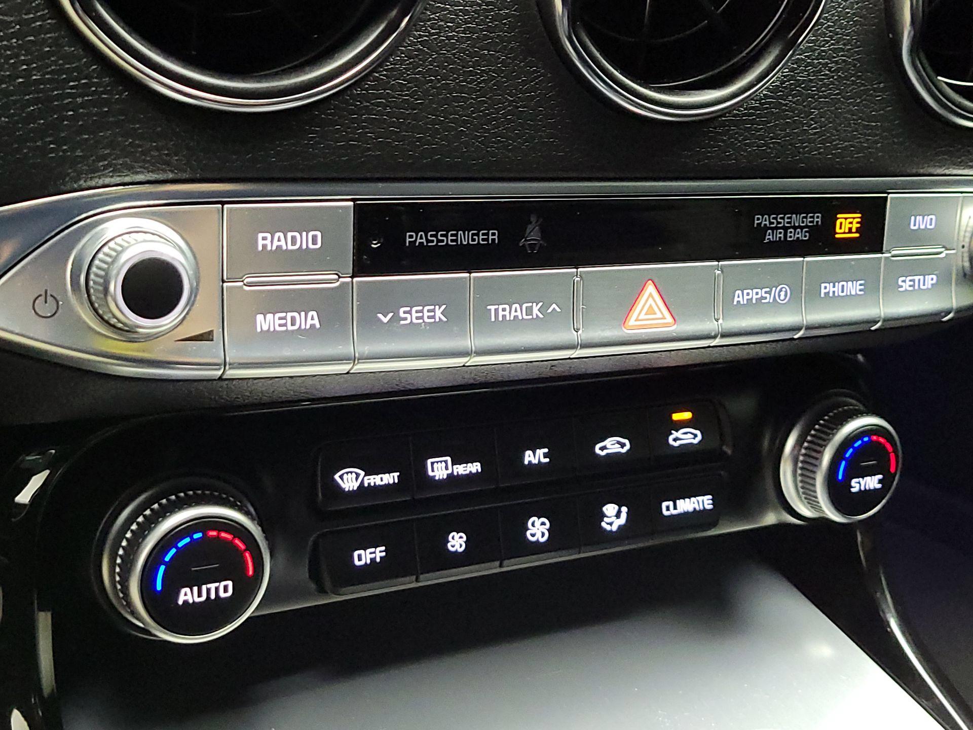 Thumbnail: 2020 Kia Stinger - 16