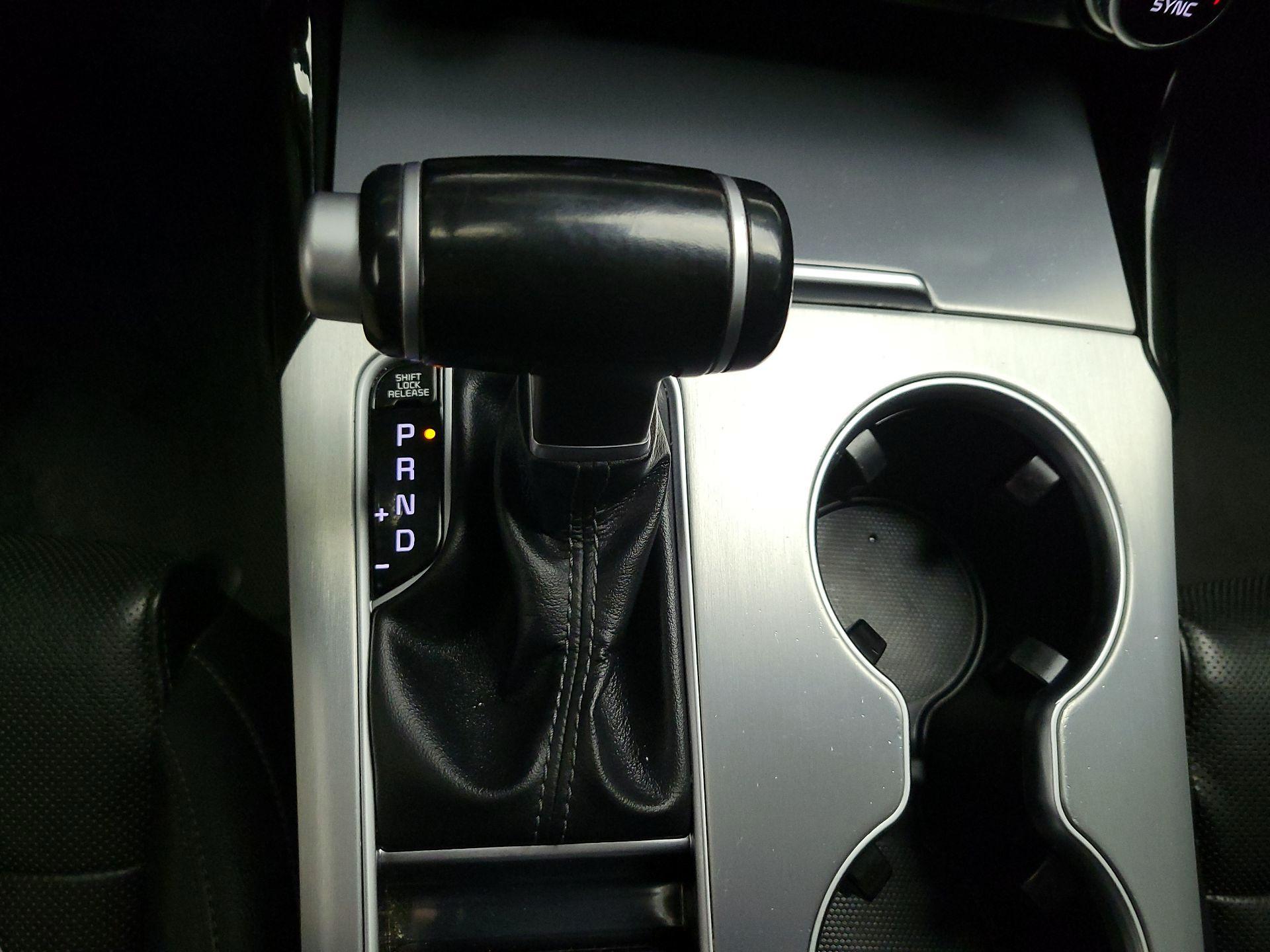 Thumbnail: 2020 Kia Stinger - 17