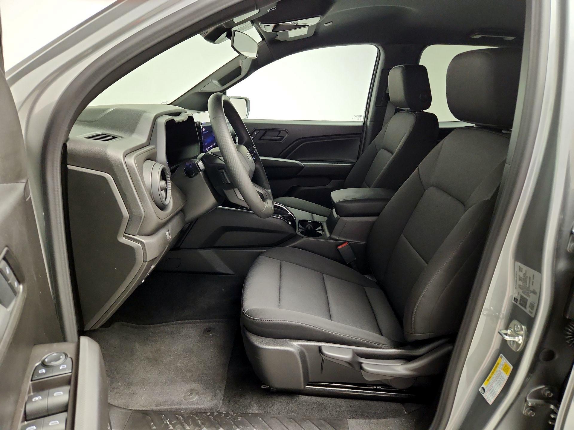 Thumbnail: 2026 Chevrolet Colorado - 11