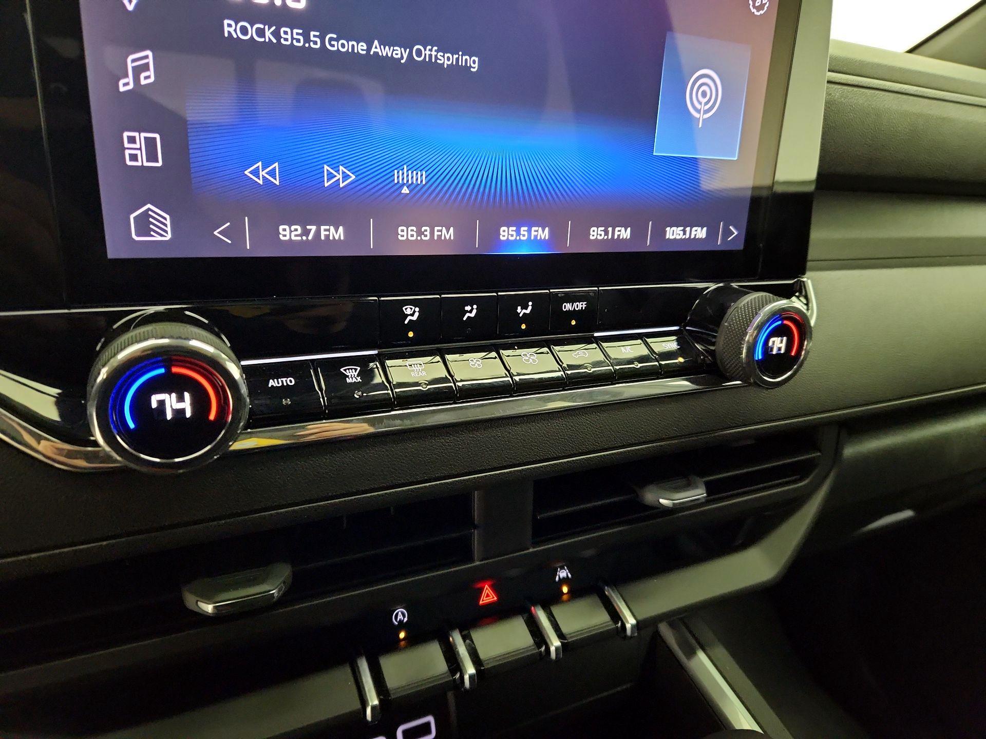 Thumbnail: 2026 Chevrolet Colorado - 16