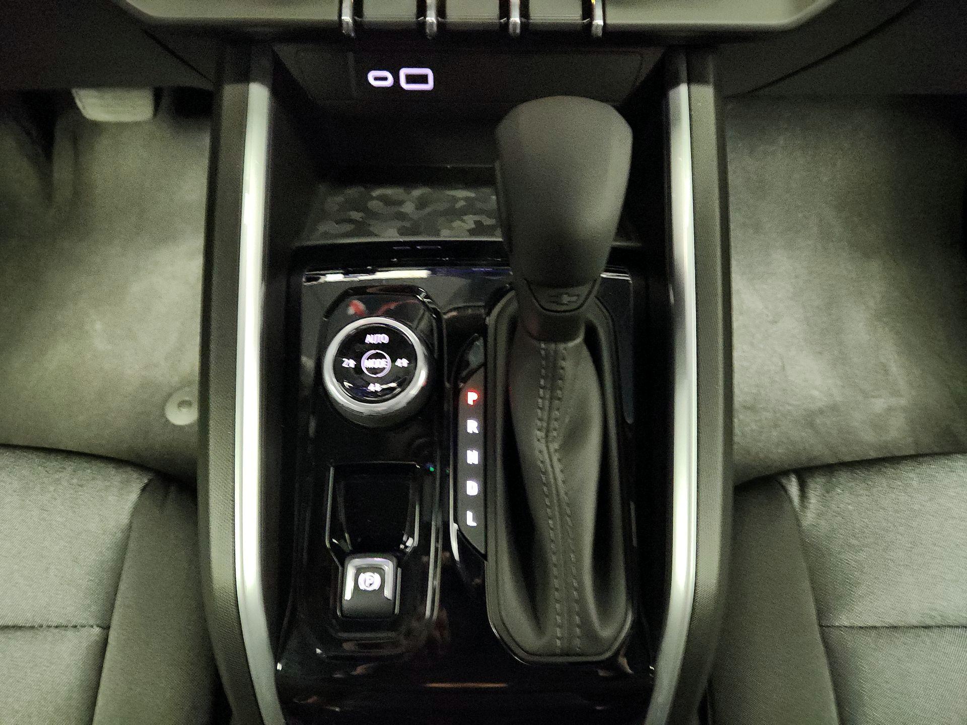 Thumbnail: 2026 Chevrolet Colorado - 17