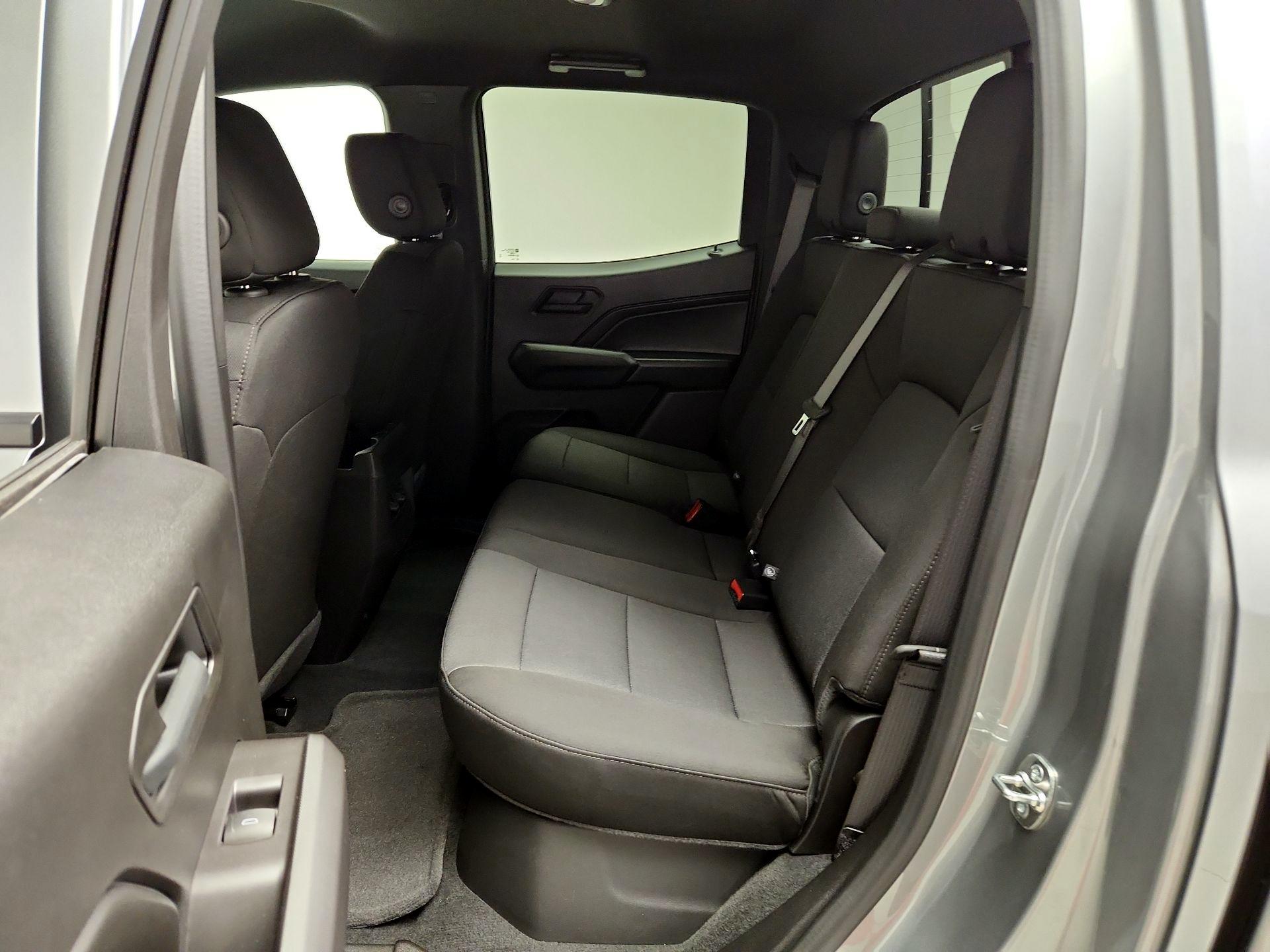 Thumbnail: 2026 Chevrolet Colorado - 19