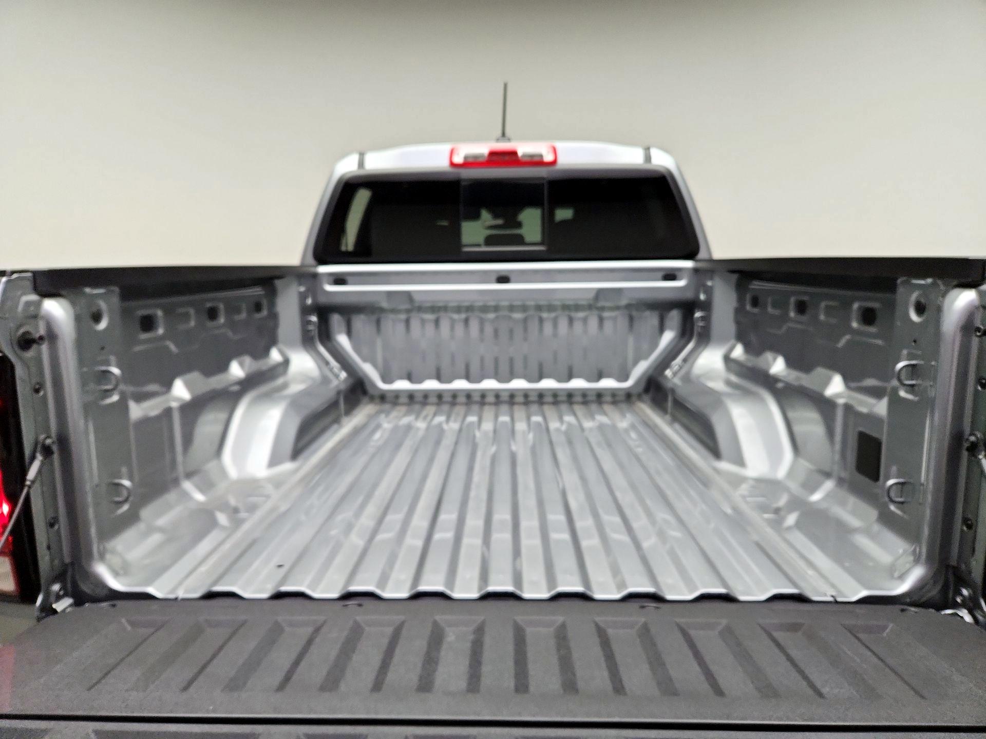 Thumbnail: 2026 Chevrolet Colorado - 20