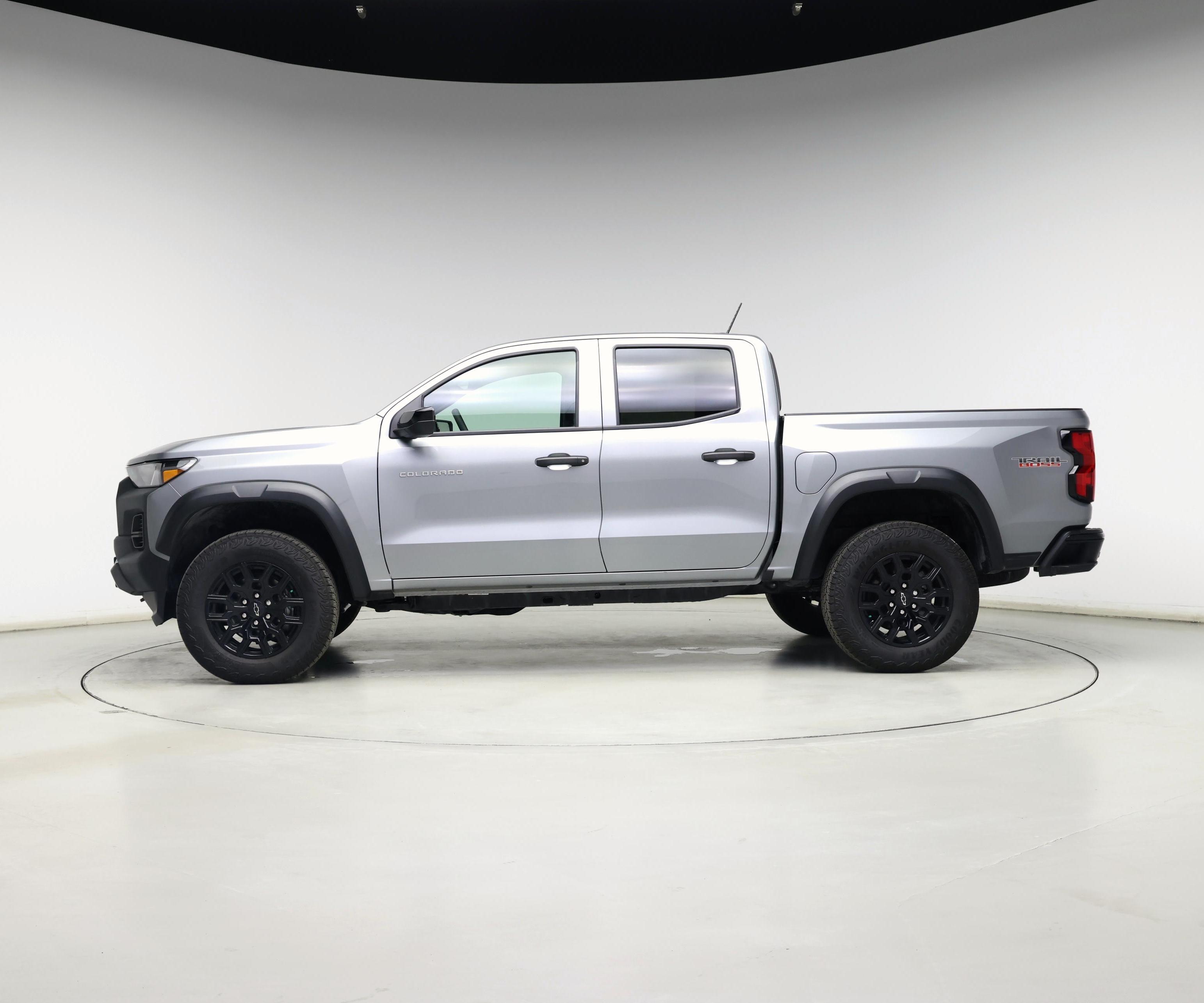 Thumbnail: 2026 Chevrolet Colorado - 3