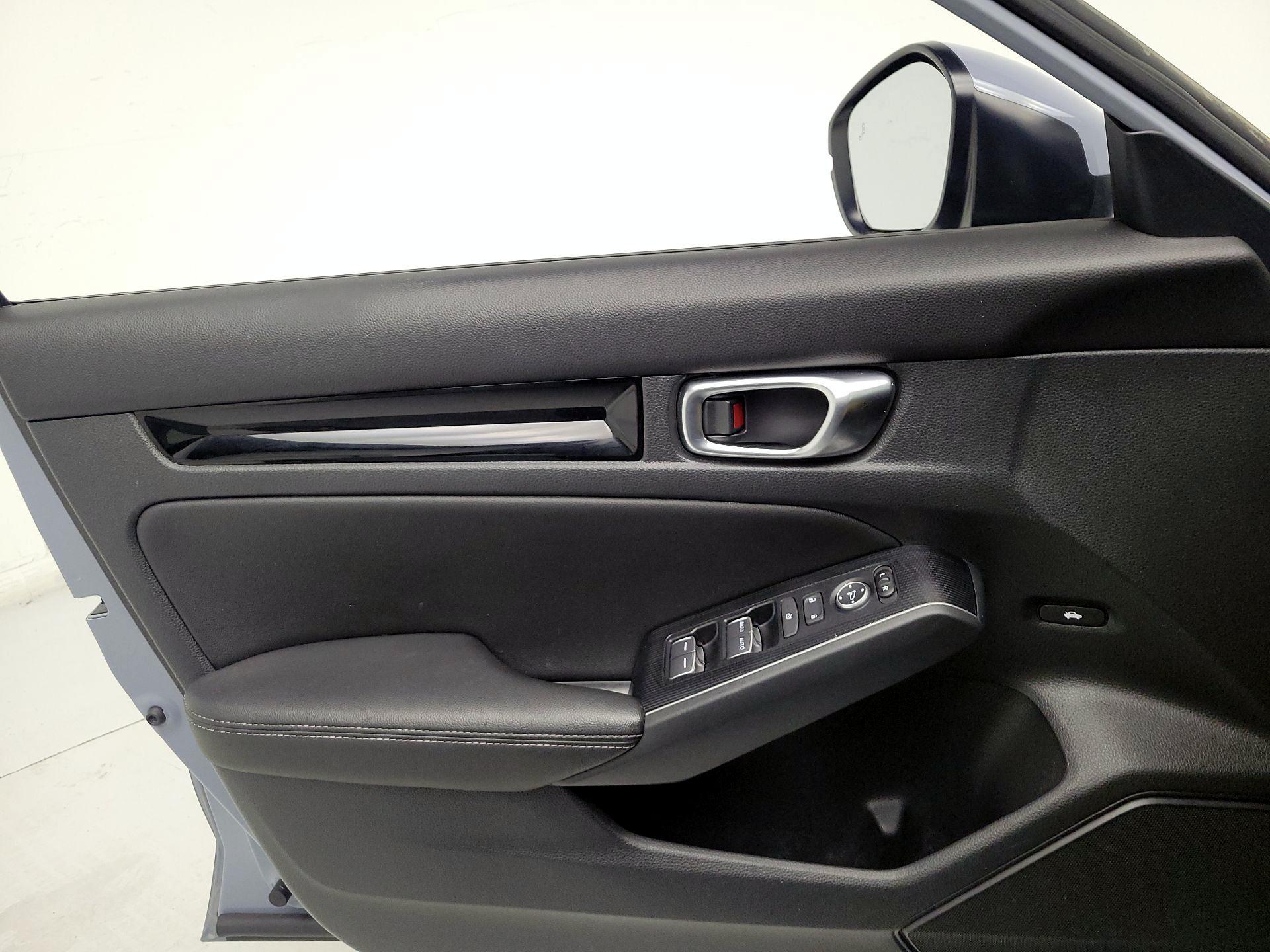 Thumbnail: 2024 Honda Civic - 12