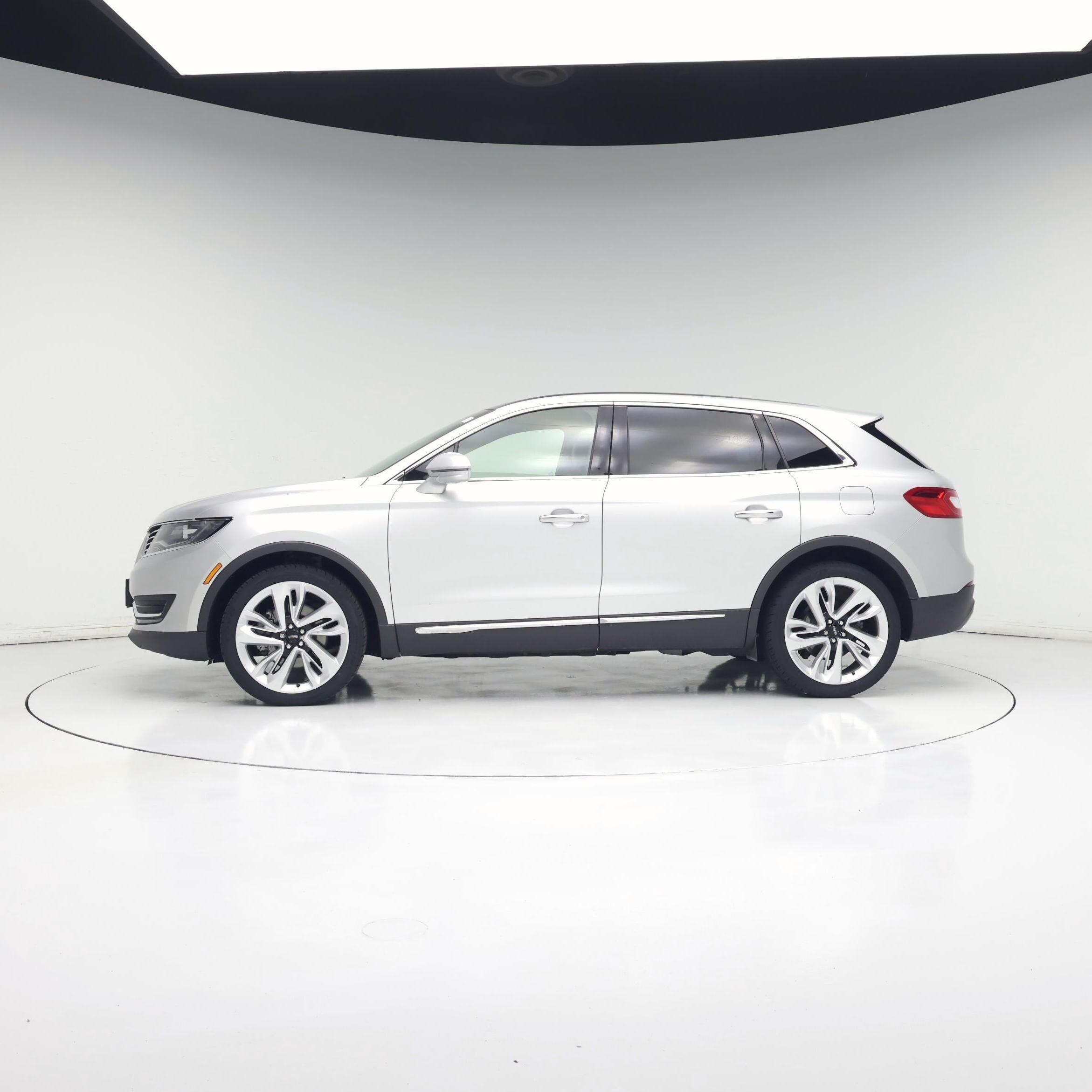 Thumbnail: 2016 Lincoln MKX - 3