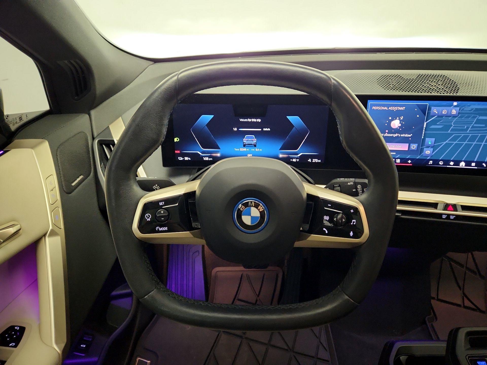 Thumbnail: 2024 BMW iX - 10