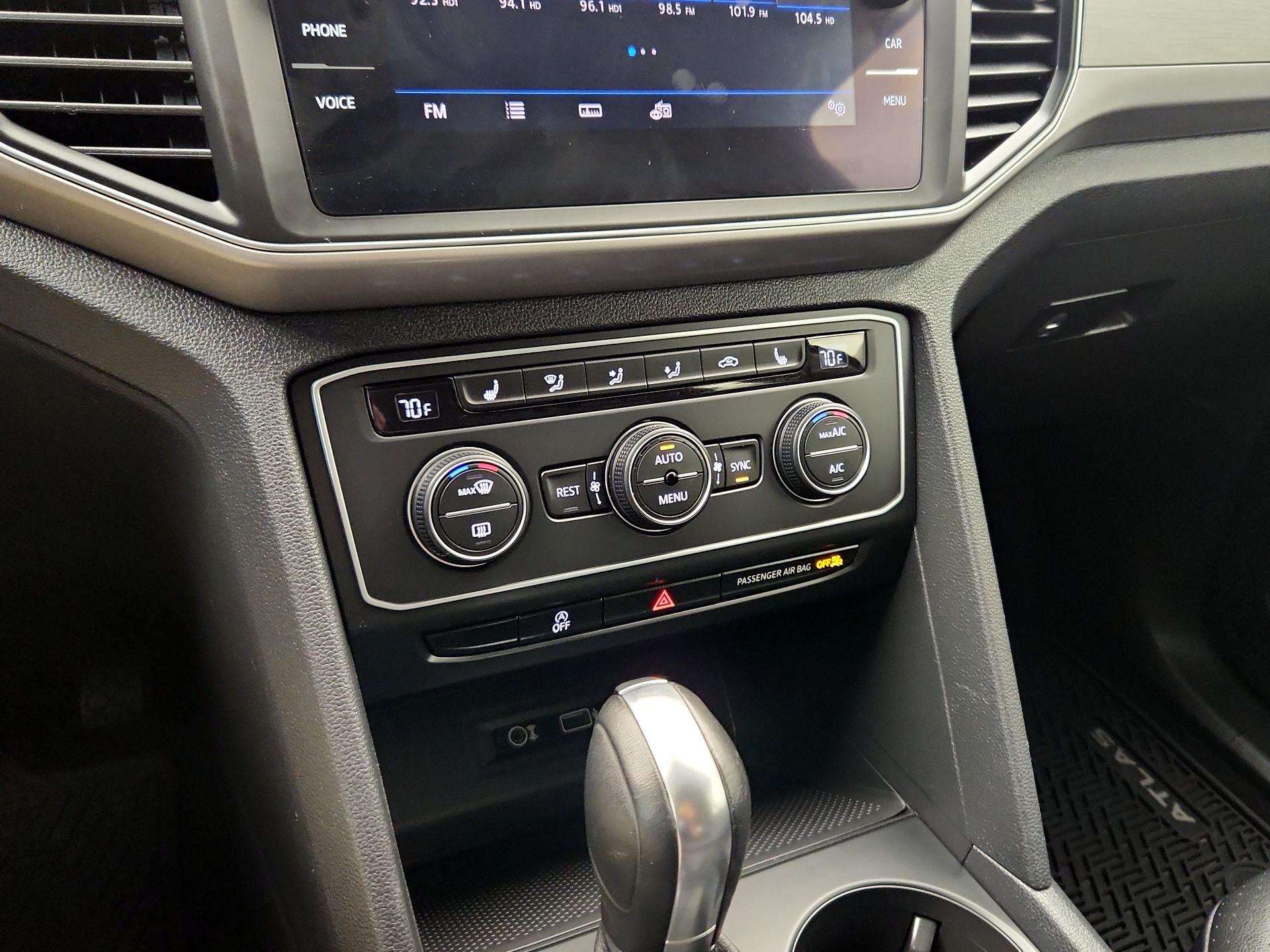 Thumbnail: 2019 Volkswagen Atlas - 16