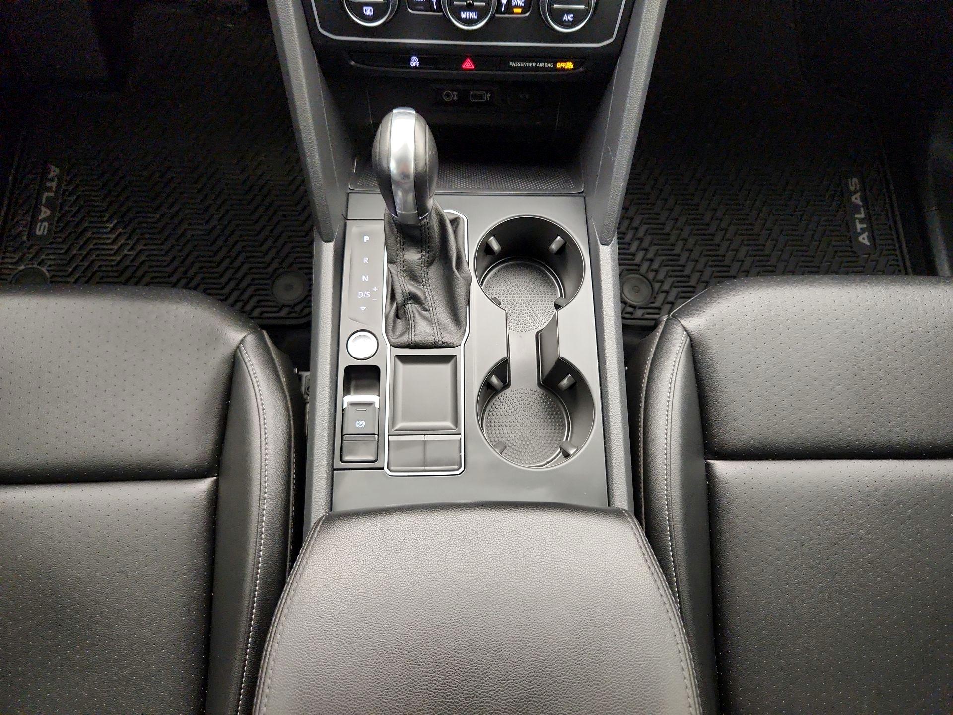 Thumbnail: 2019 Volkswagen Atlas - 17