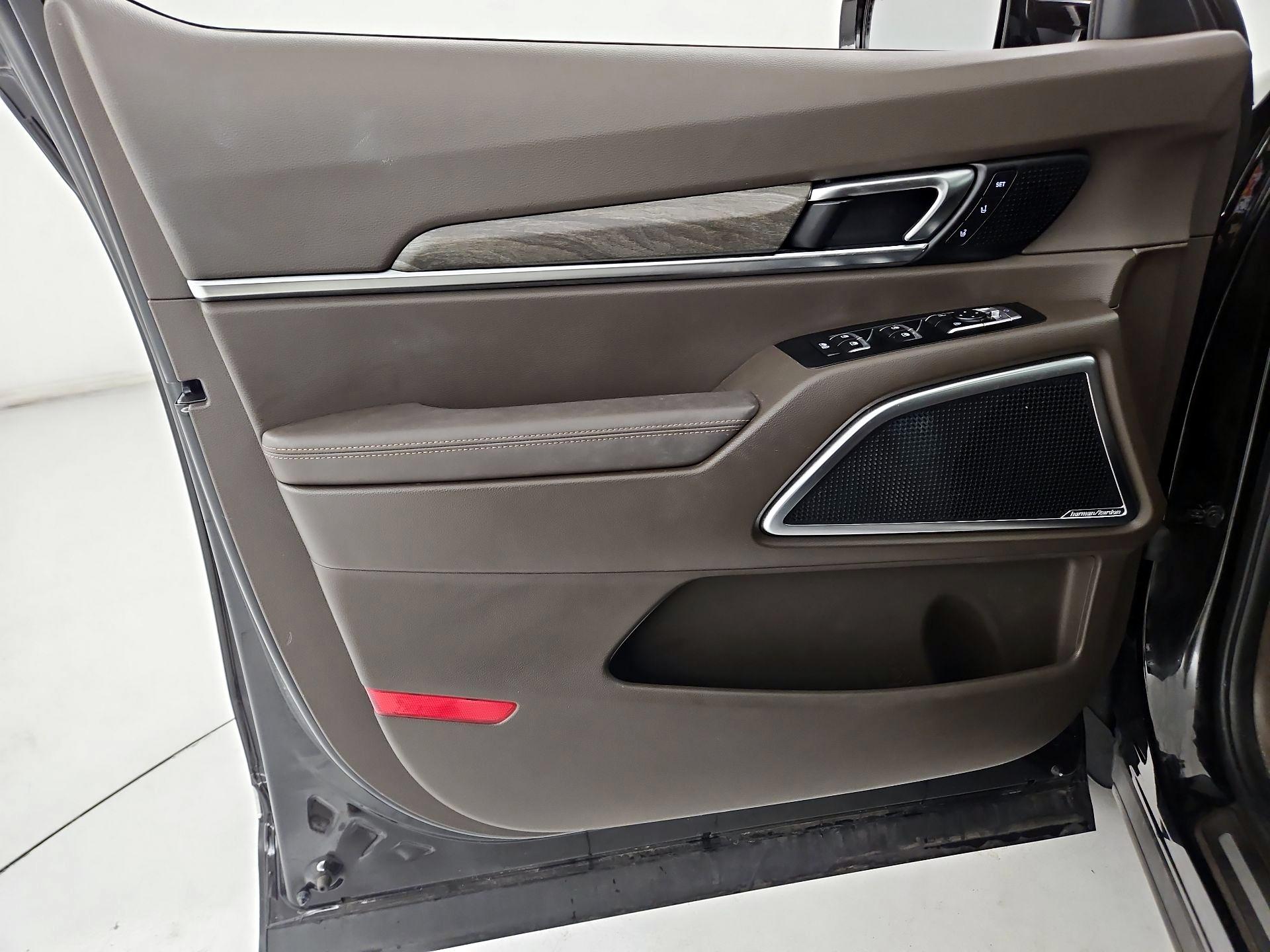 Thumbnail: 2022 Kia Telluride - 12