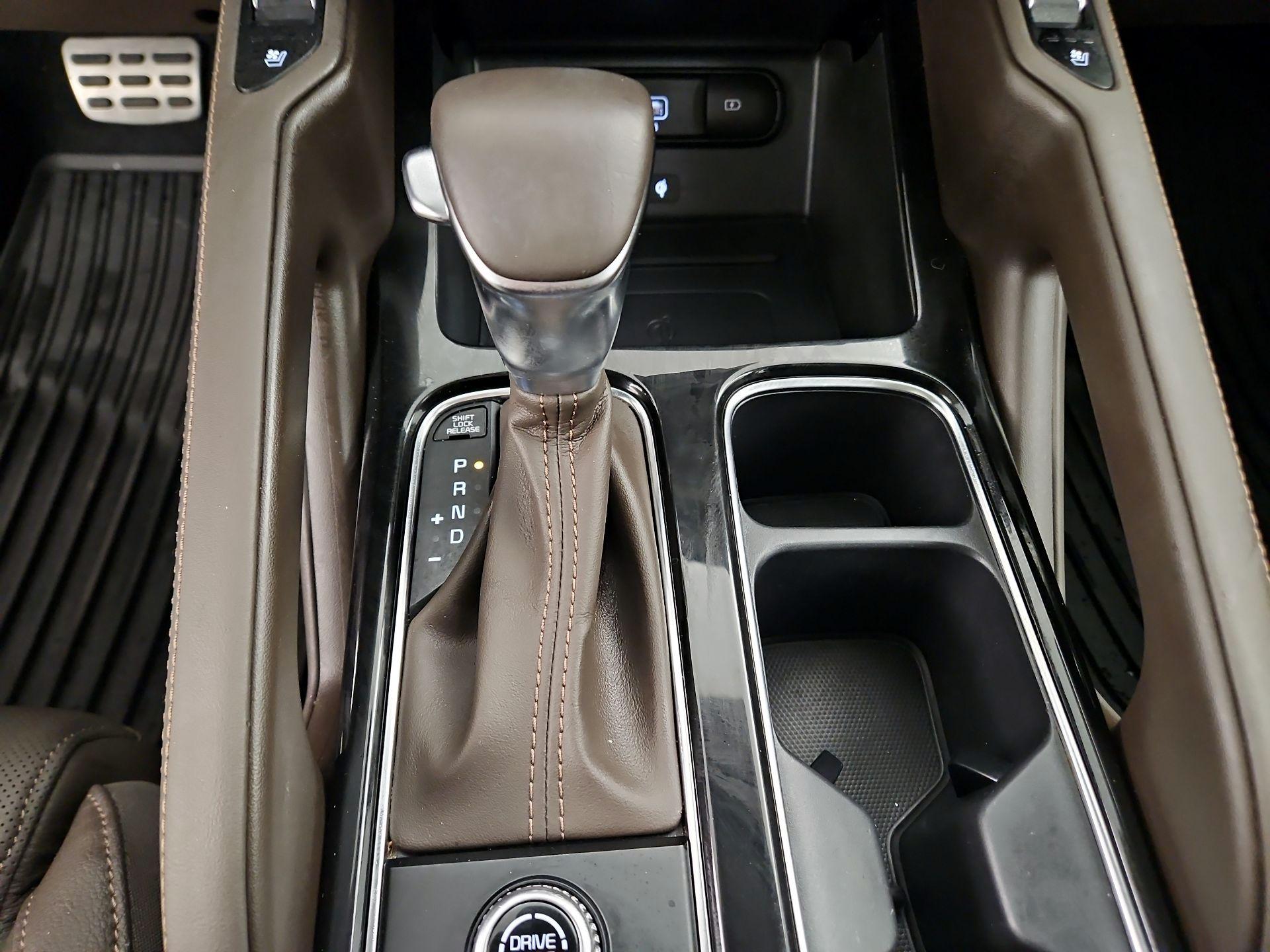 Thumbnail: 2022 Kia Telluride - 18