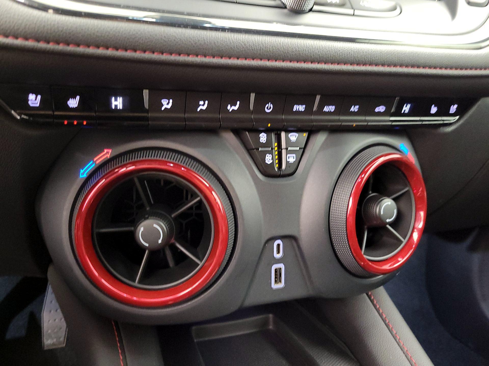 Thumbnail: 2023 Chevrolet Blazer - 16