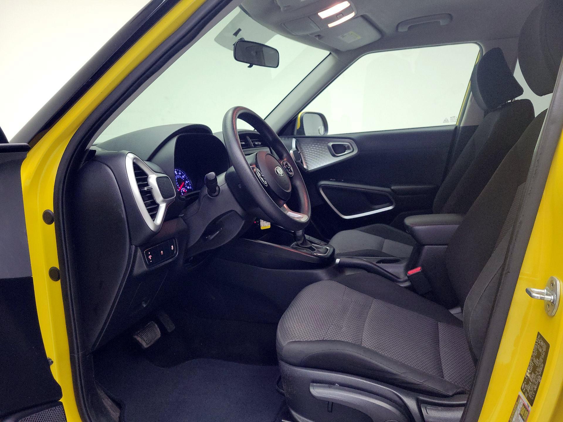 Thumbnail: 2020 Kia Soul - 11