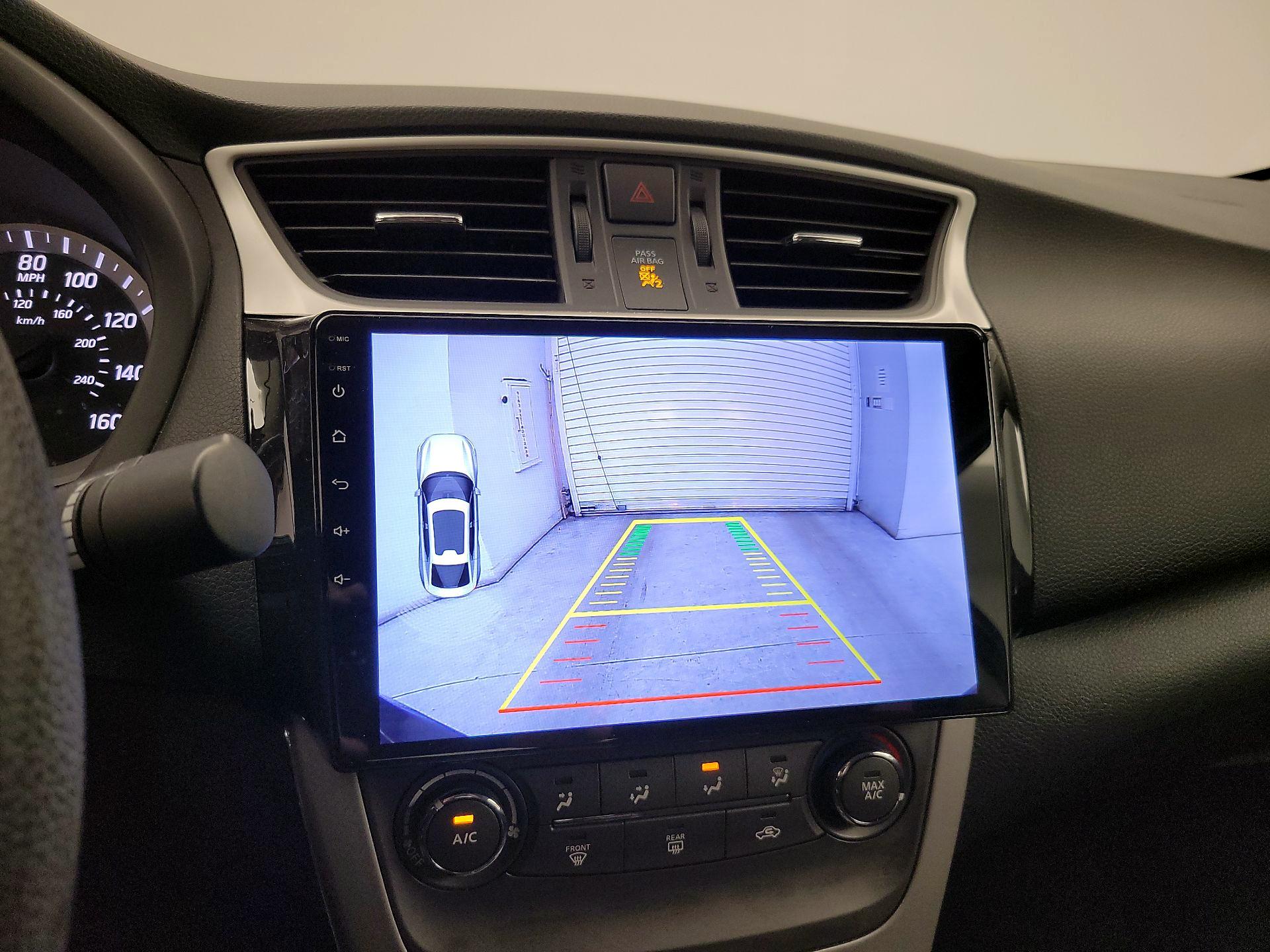 Thumbnail: 2014 Nissan Sentra - 14