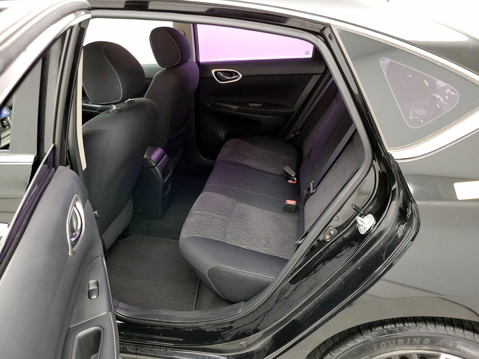 Thumbnail: 2014 Nissan Sentra - 19