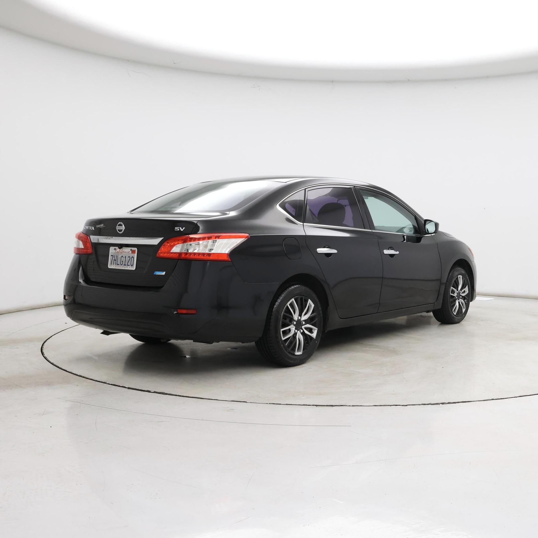 Thumbnail: 2014 Nissan Sentra - 8