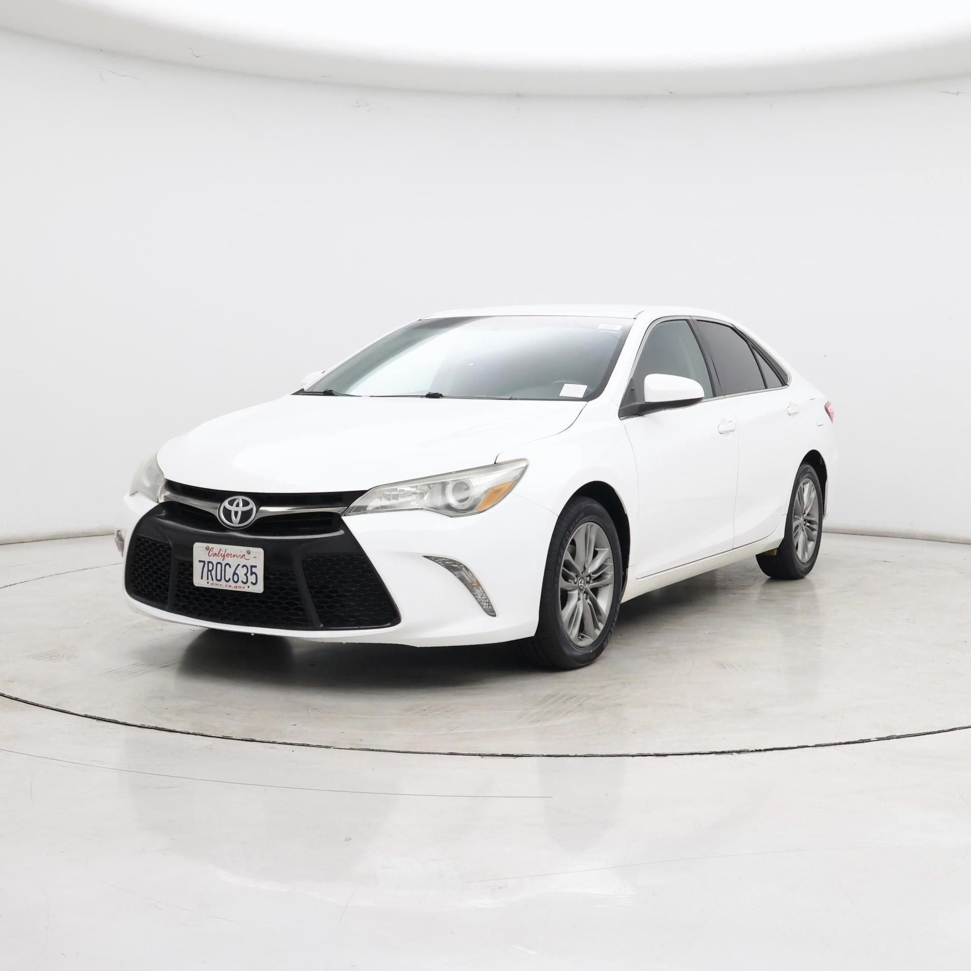Thumbnail: 2016 Toyota Camry - 4