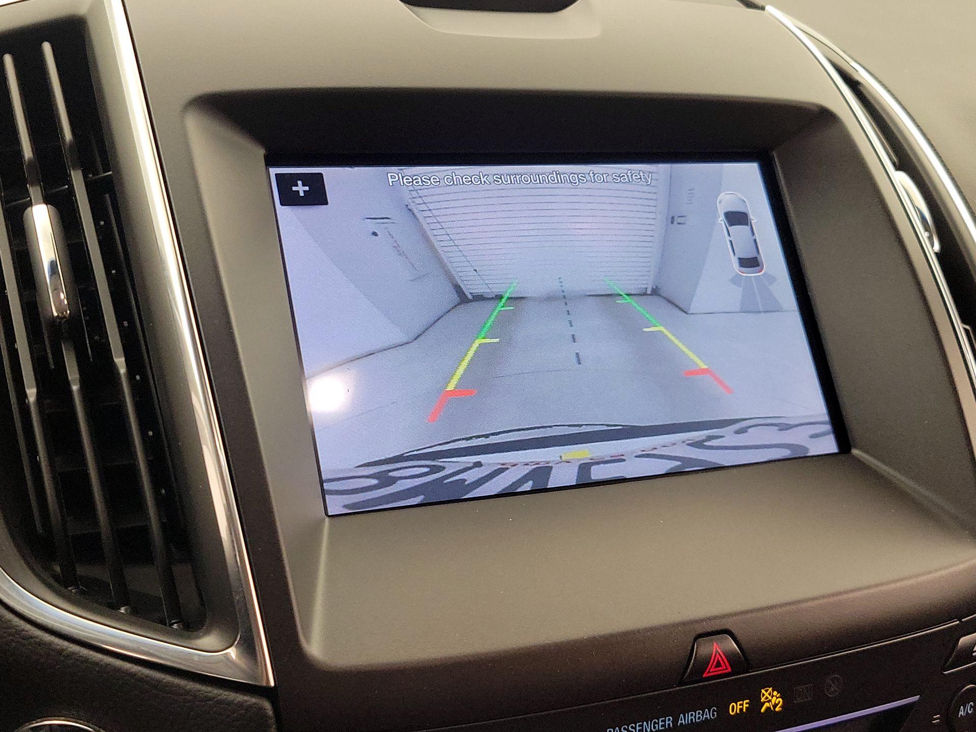 Thumbnail: 2019 Ford Edge - 14