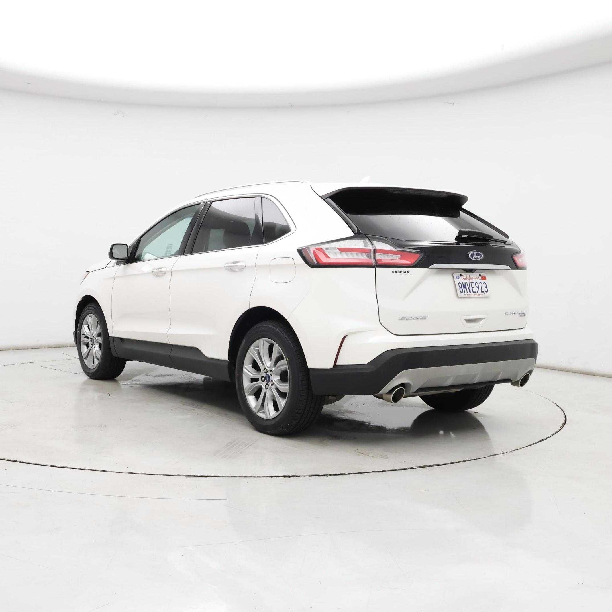 Thumbnail: 2019 Ford Edge - 2