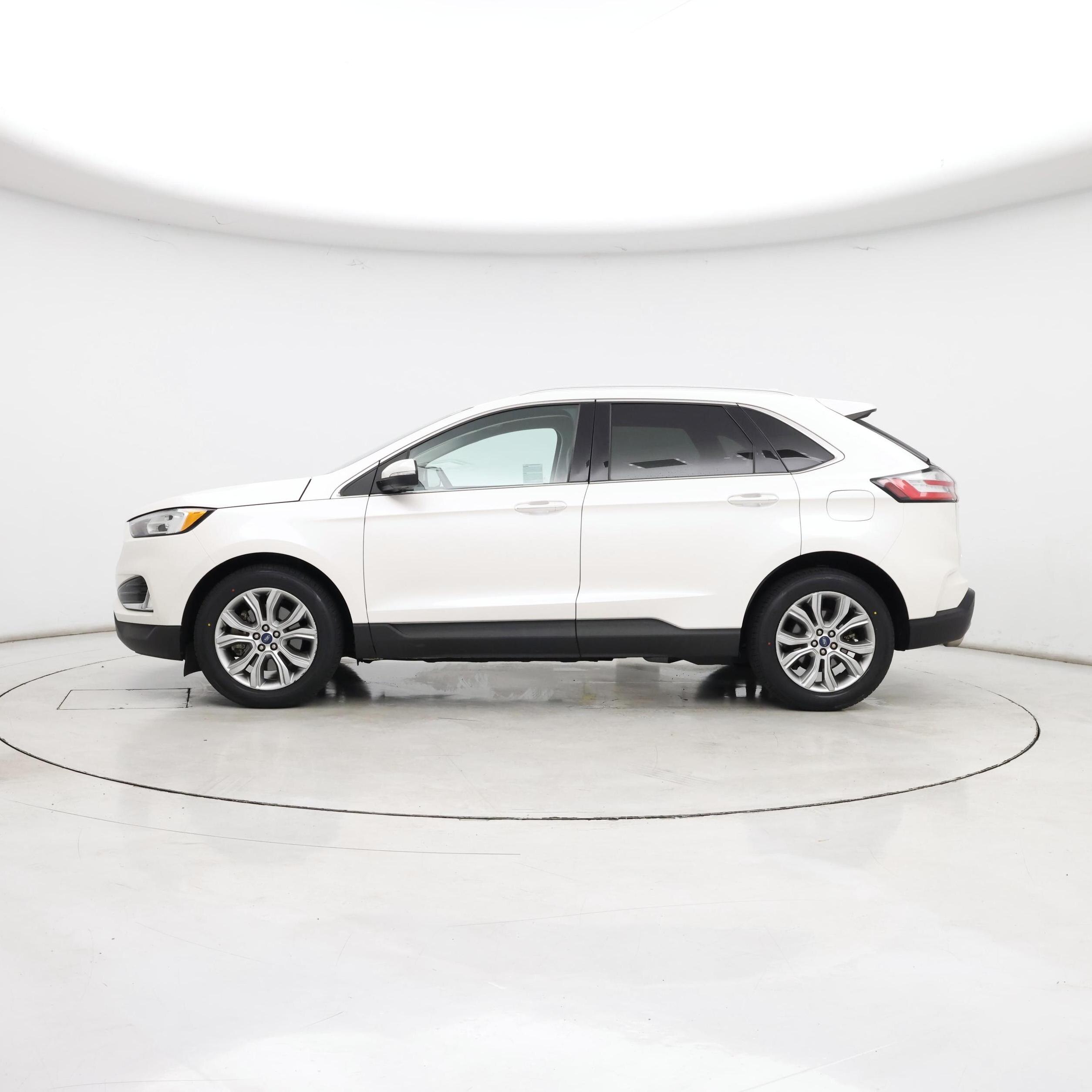 Thumbnail: 2019 Ford Edge - 3