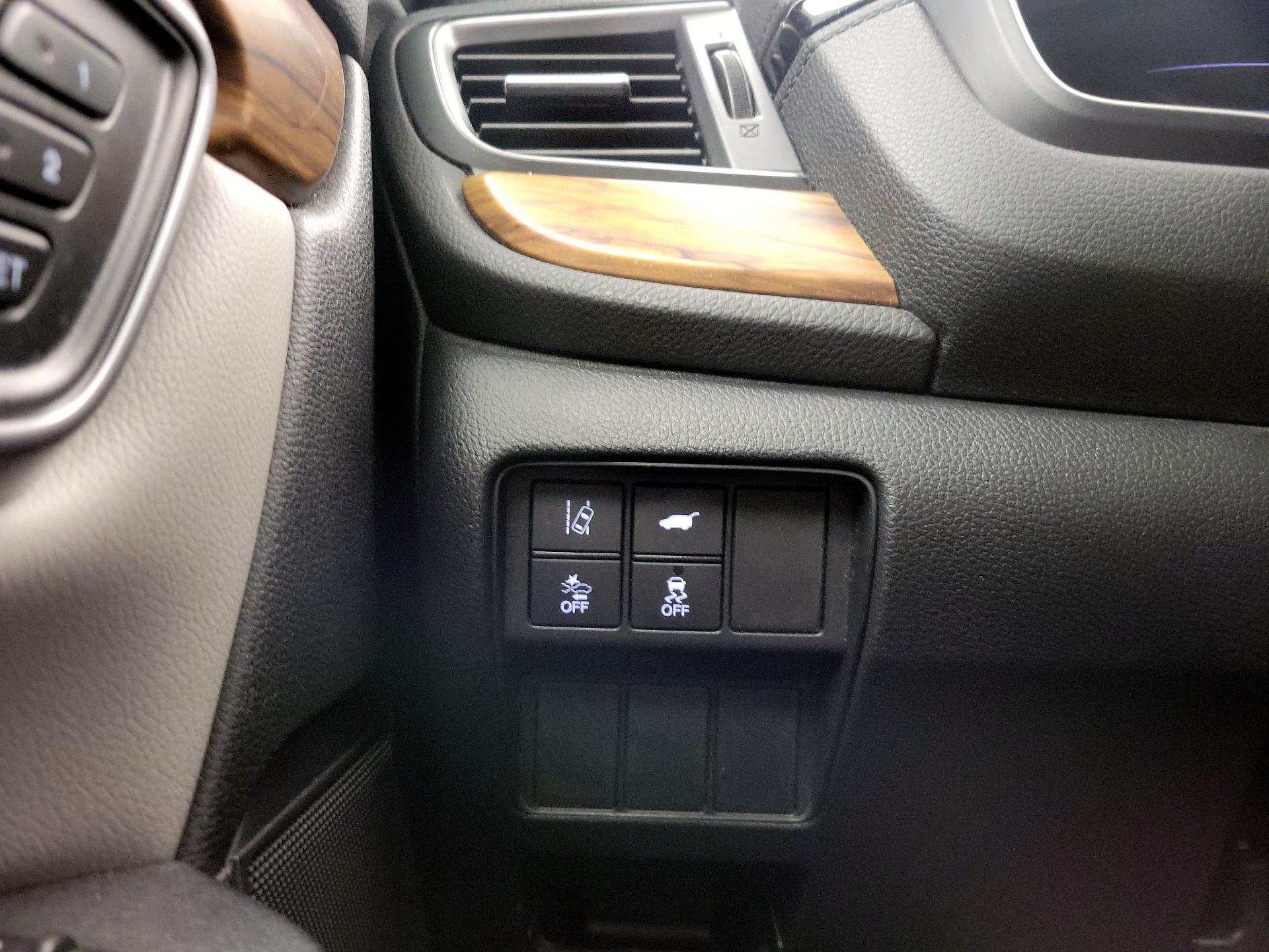 Thumbnail: 2017 Honda CR-V - 13