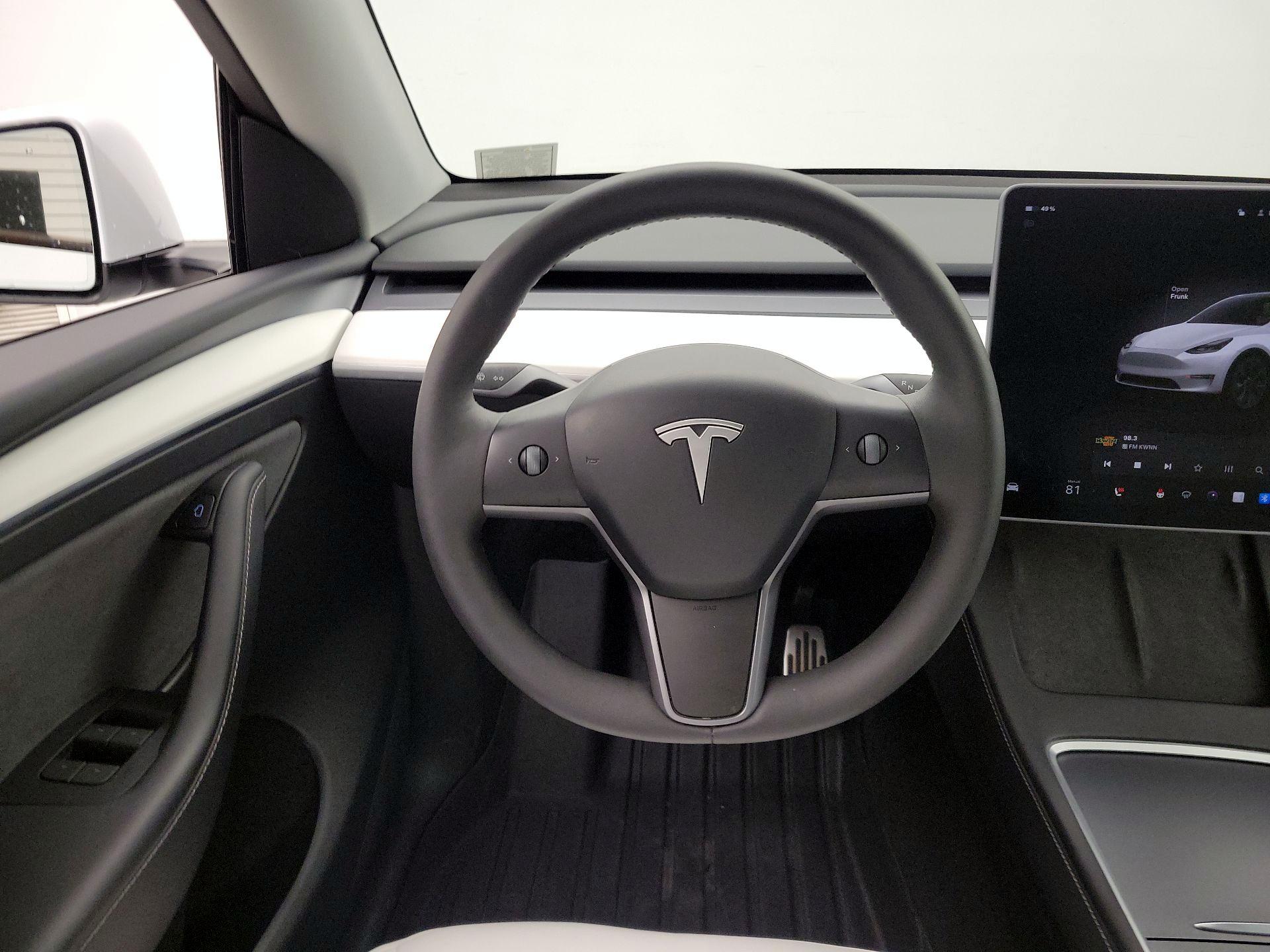 Thumbnail: 2024 Tesla Model Y - 10