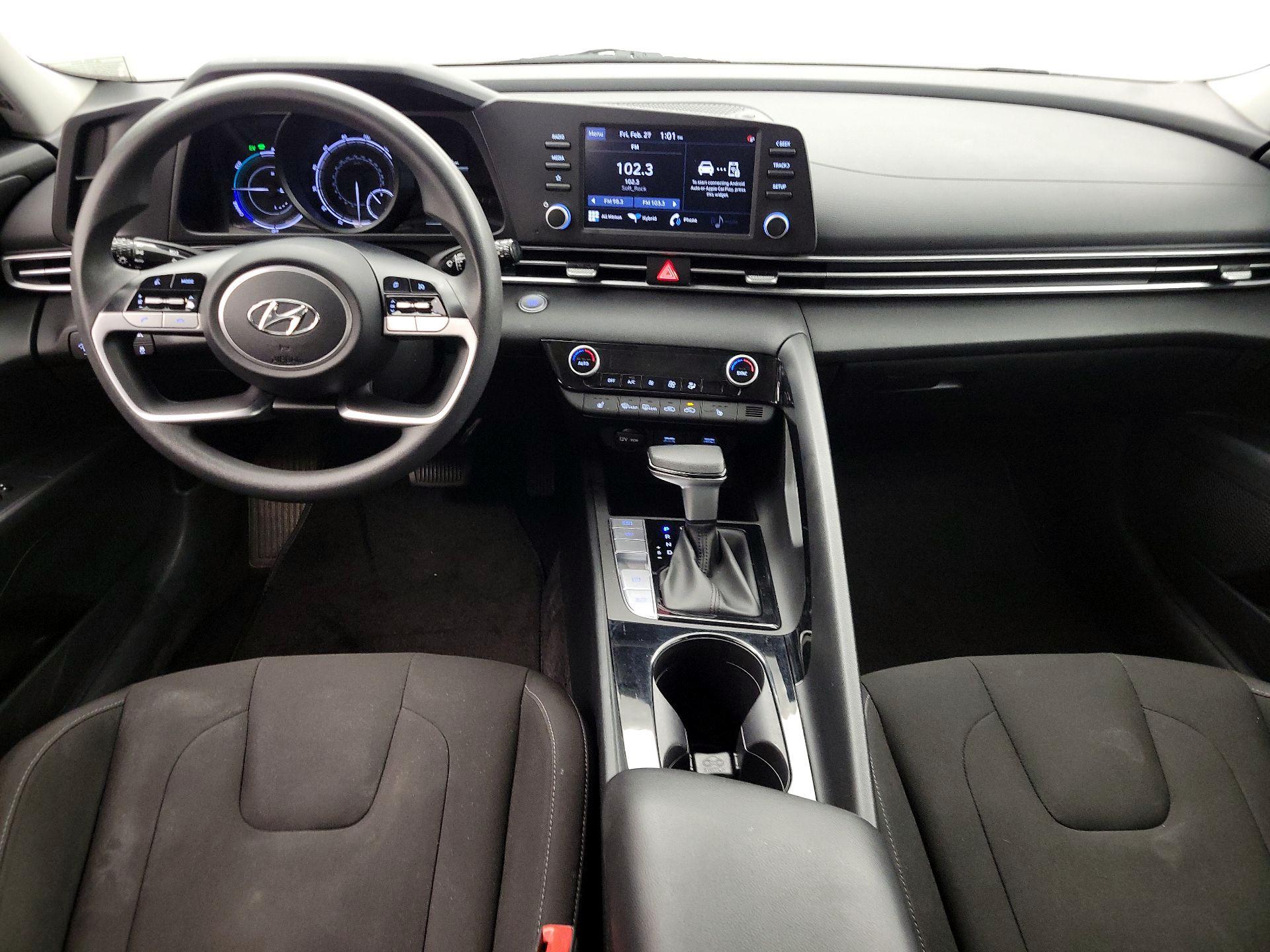 Thumbnail: 2023 Hyundai Elantra - 9