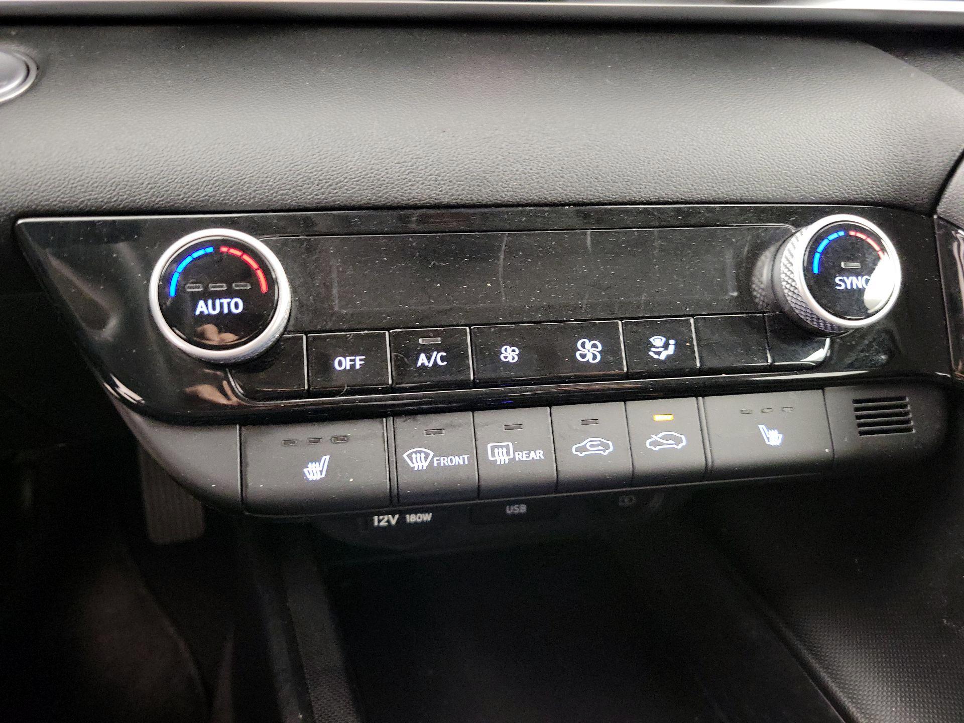 Thumbnail: 2023 Hyundai Elantra - 16