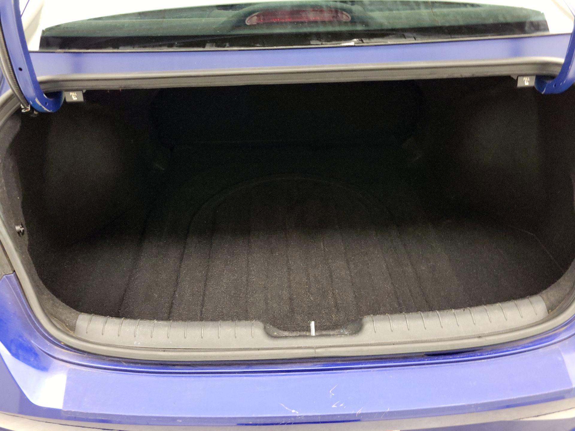 Thumbnail: 2023 Hyundai Elantra - 20