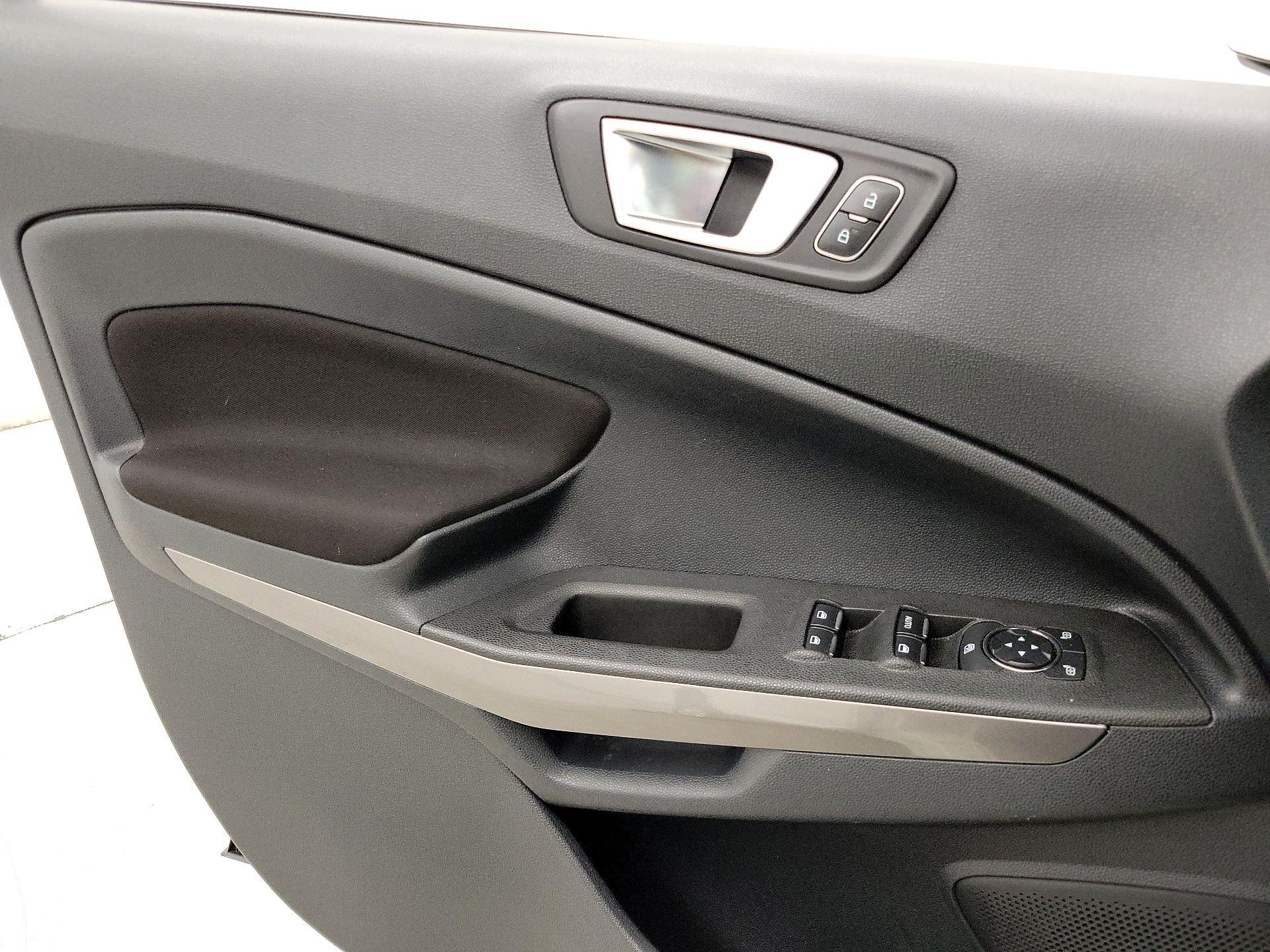 Thumbnail: 2019 Ford EcoSport - 12