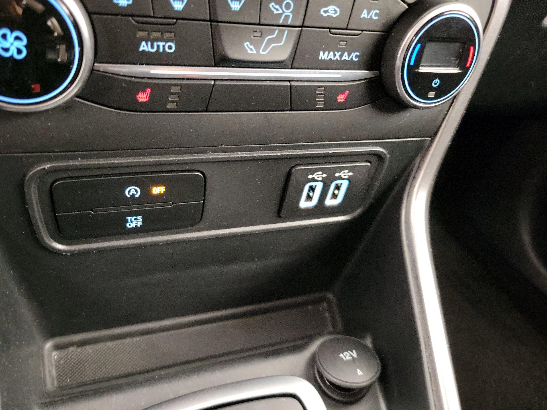 Thumbnail: 2019 Ford EcoSport - 19