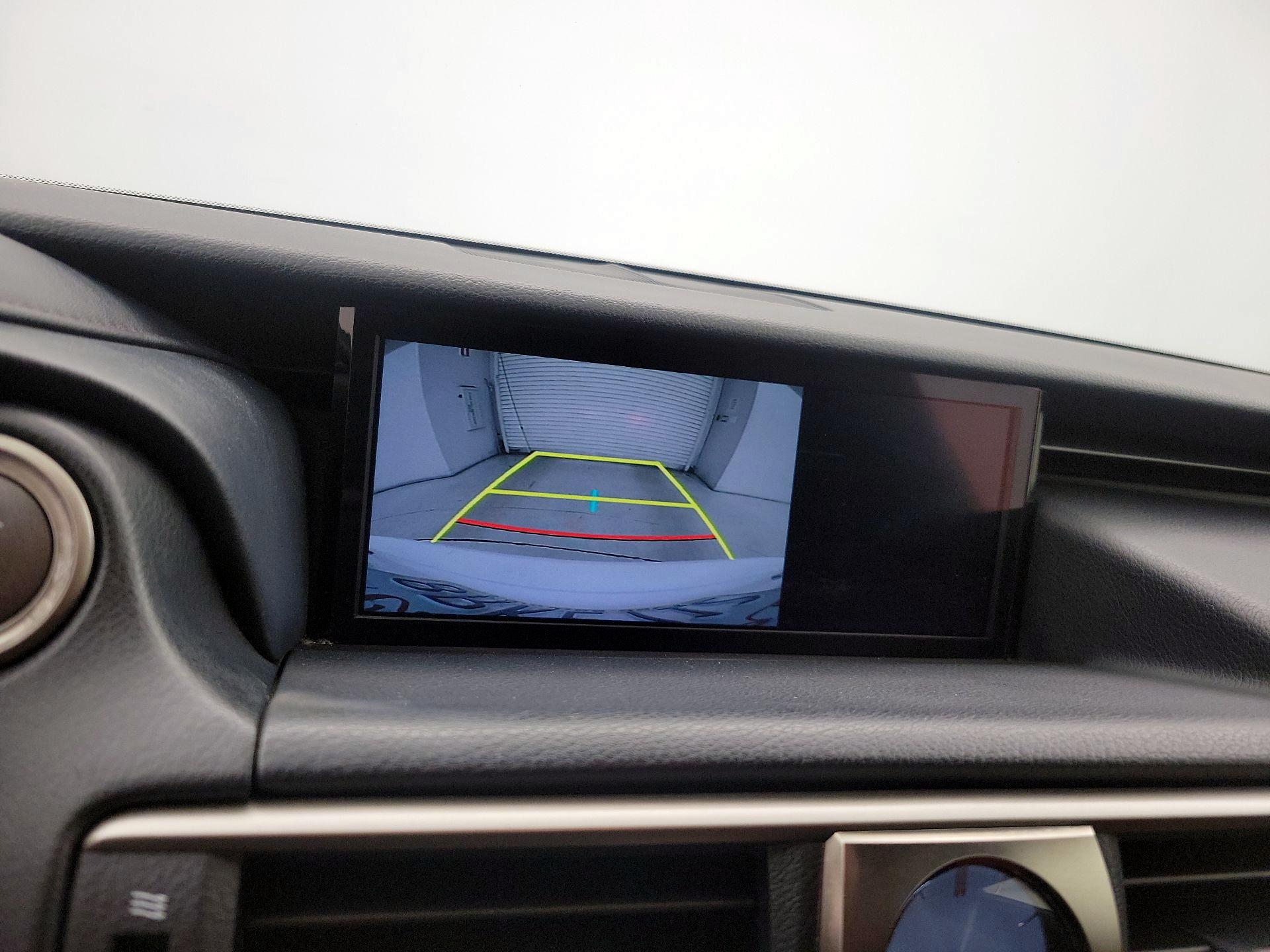 Thumbnail: 2017 Lexus IS - 15