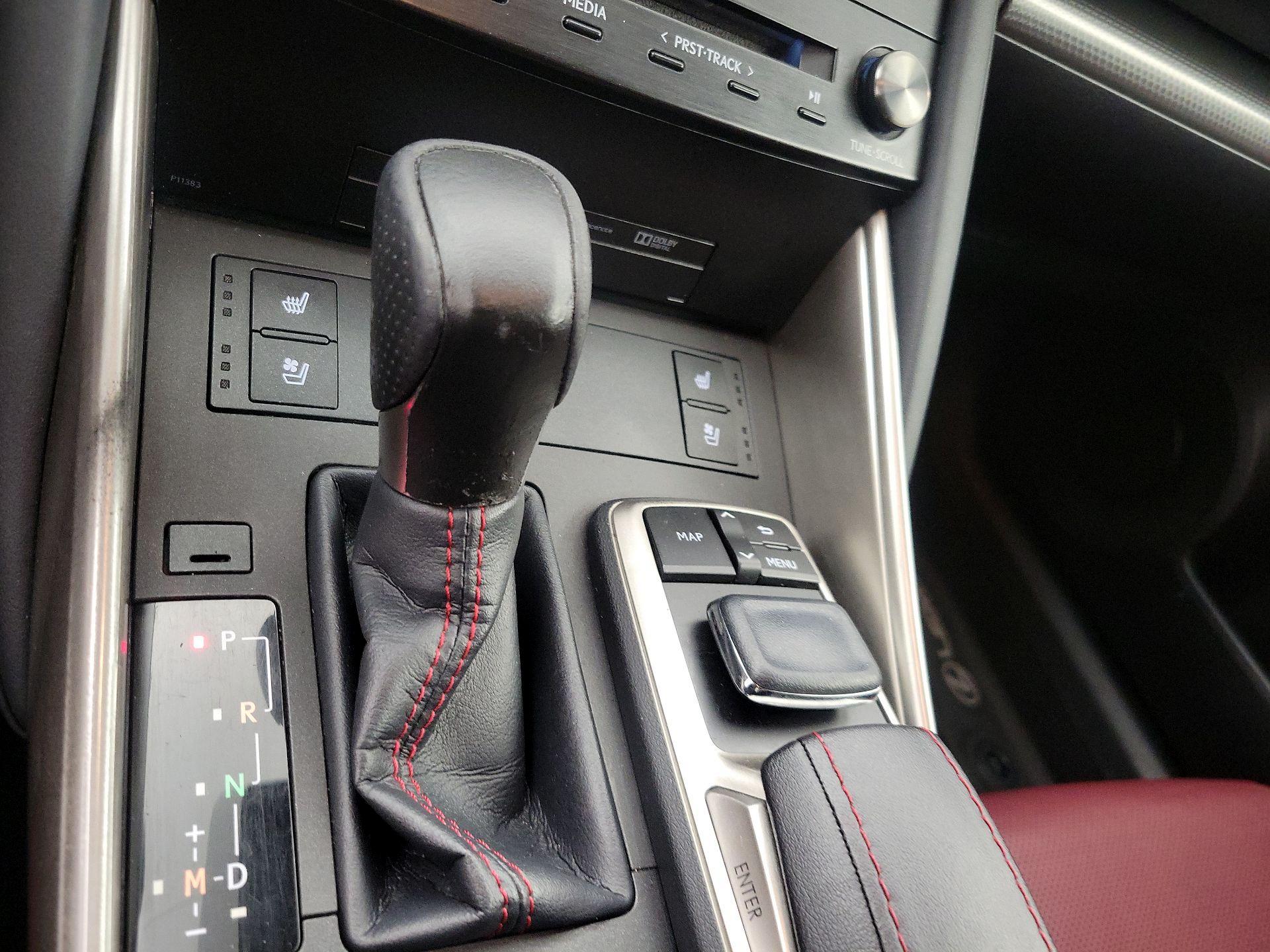 Thumbnail: 2017 Lexus IS - 18