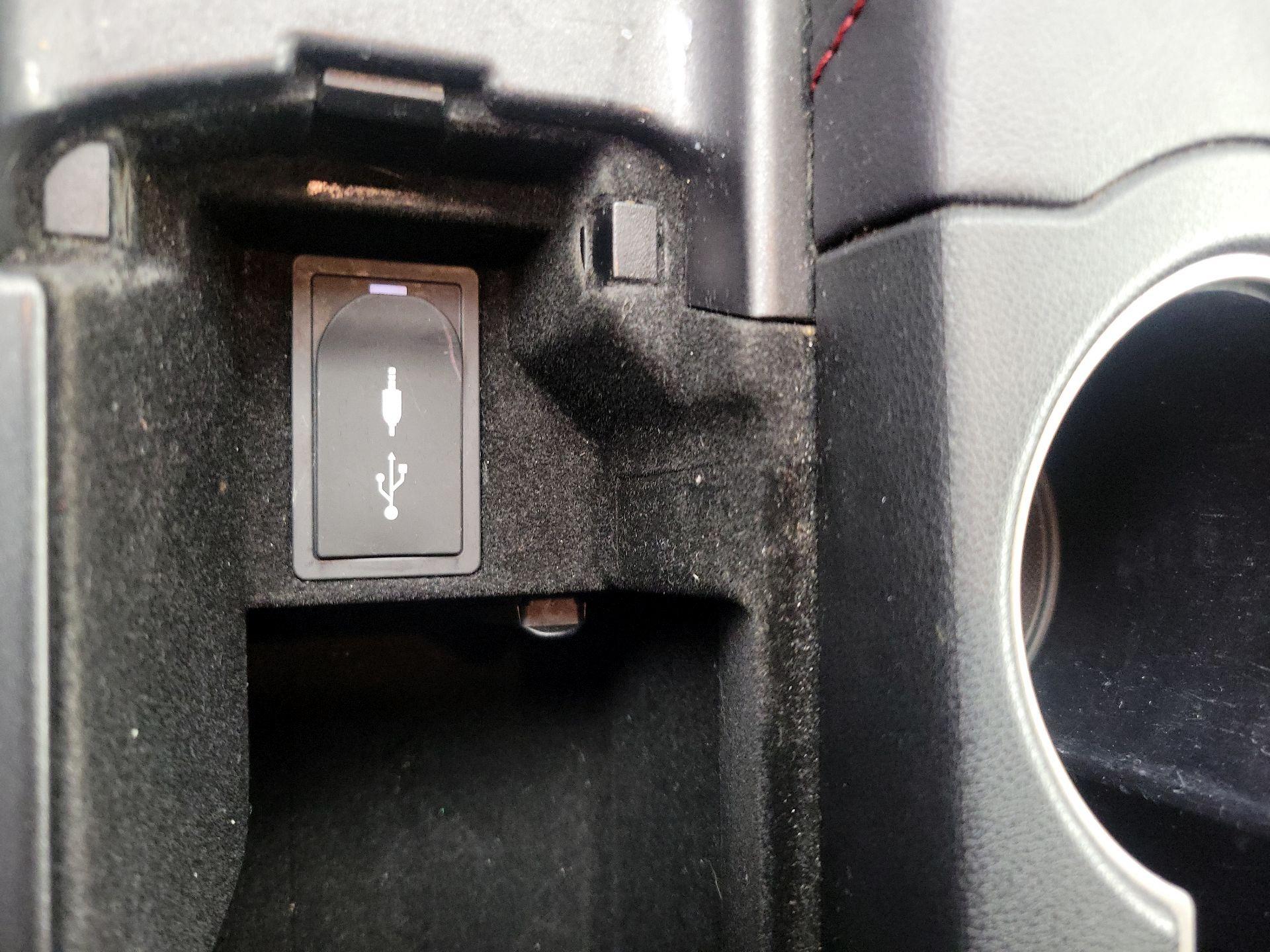 Thumbnail: 2017 Lexus IS - 19