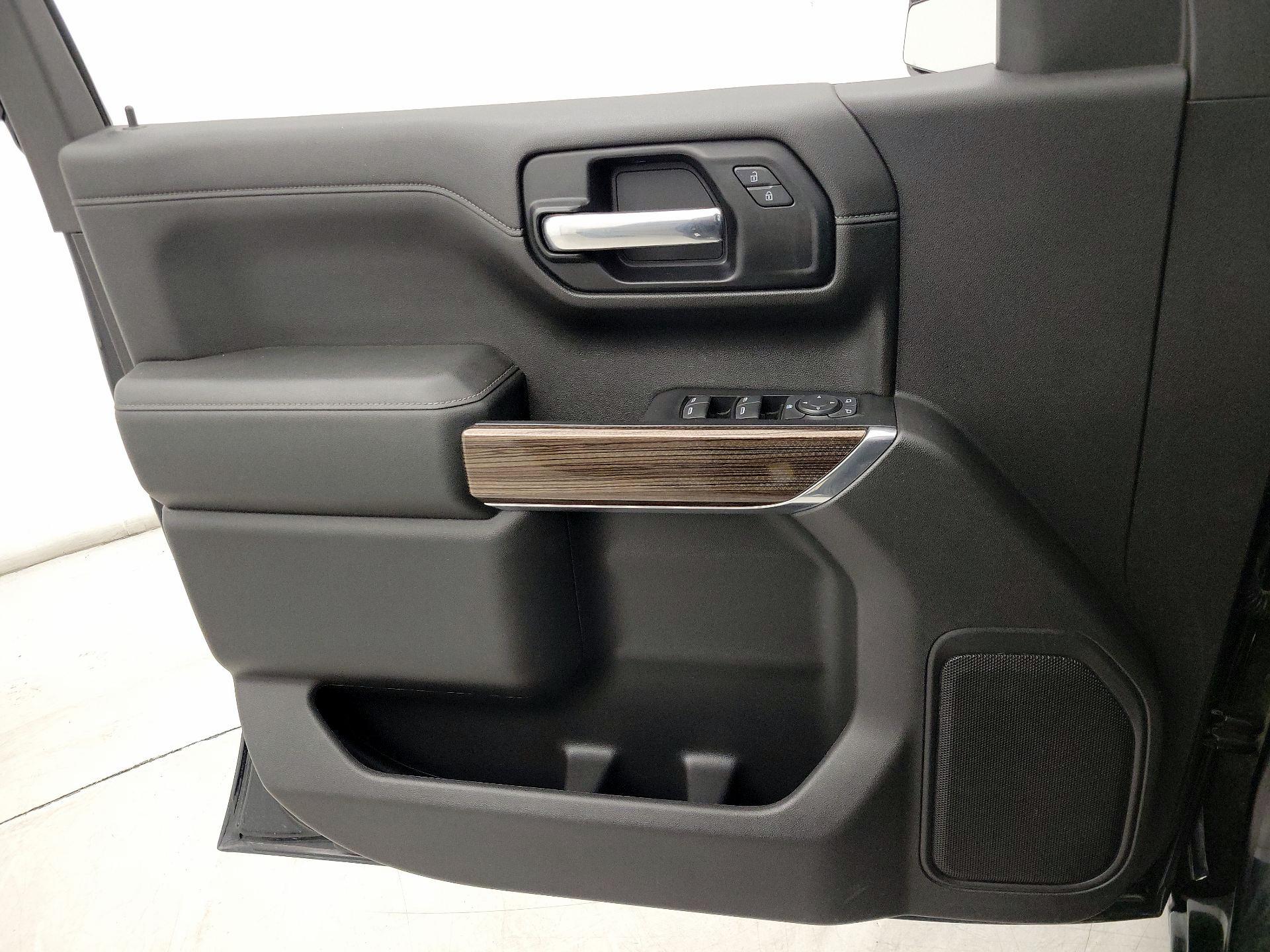 Thumbnail: 2020 Chevrolet Silverado 1500 - 12