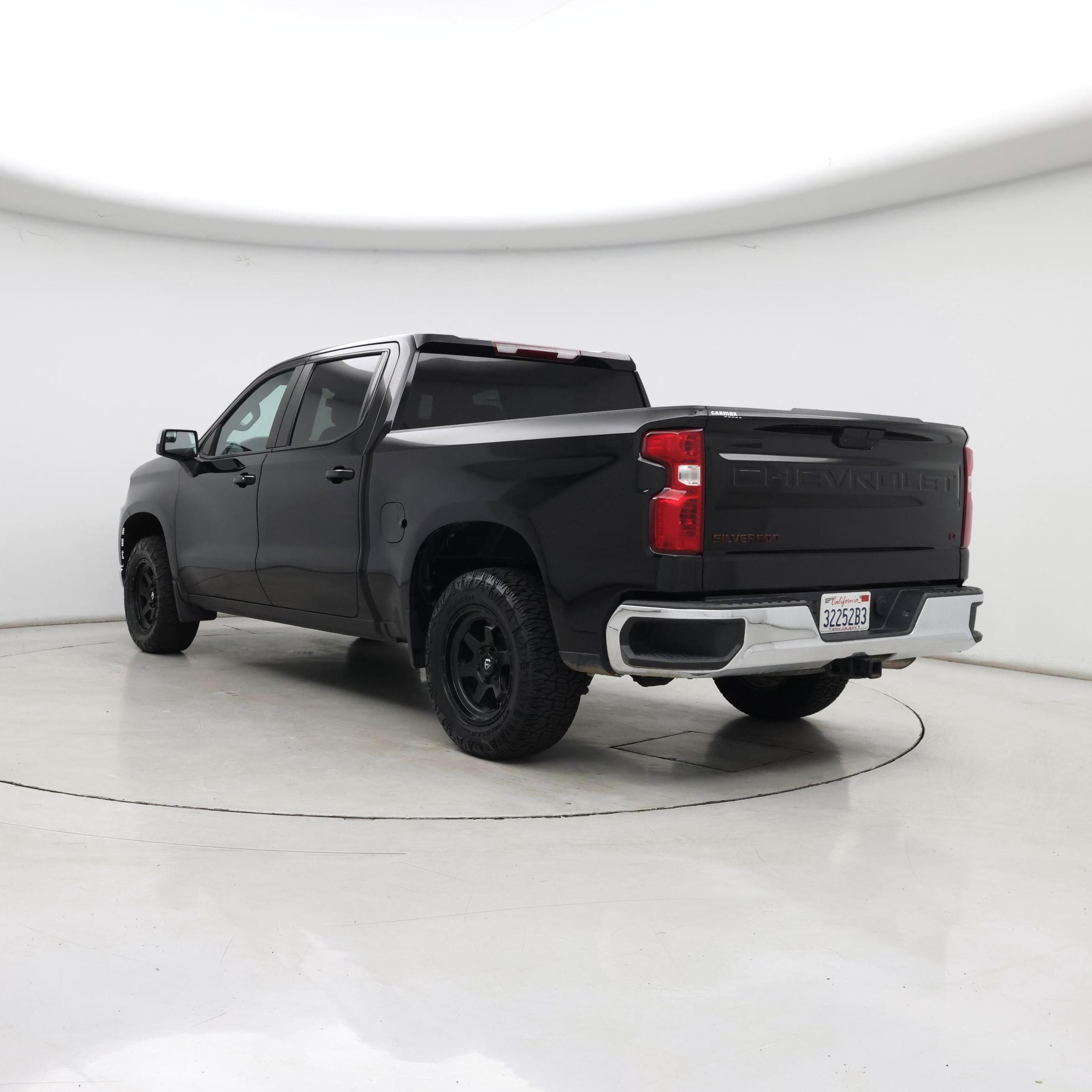 Thumbnail: 2020 Chevrolet Silverado 1500 - 2