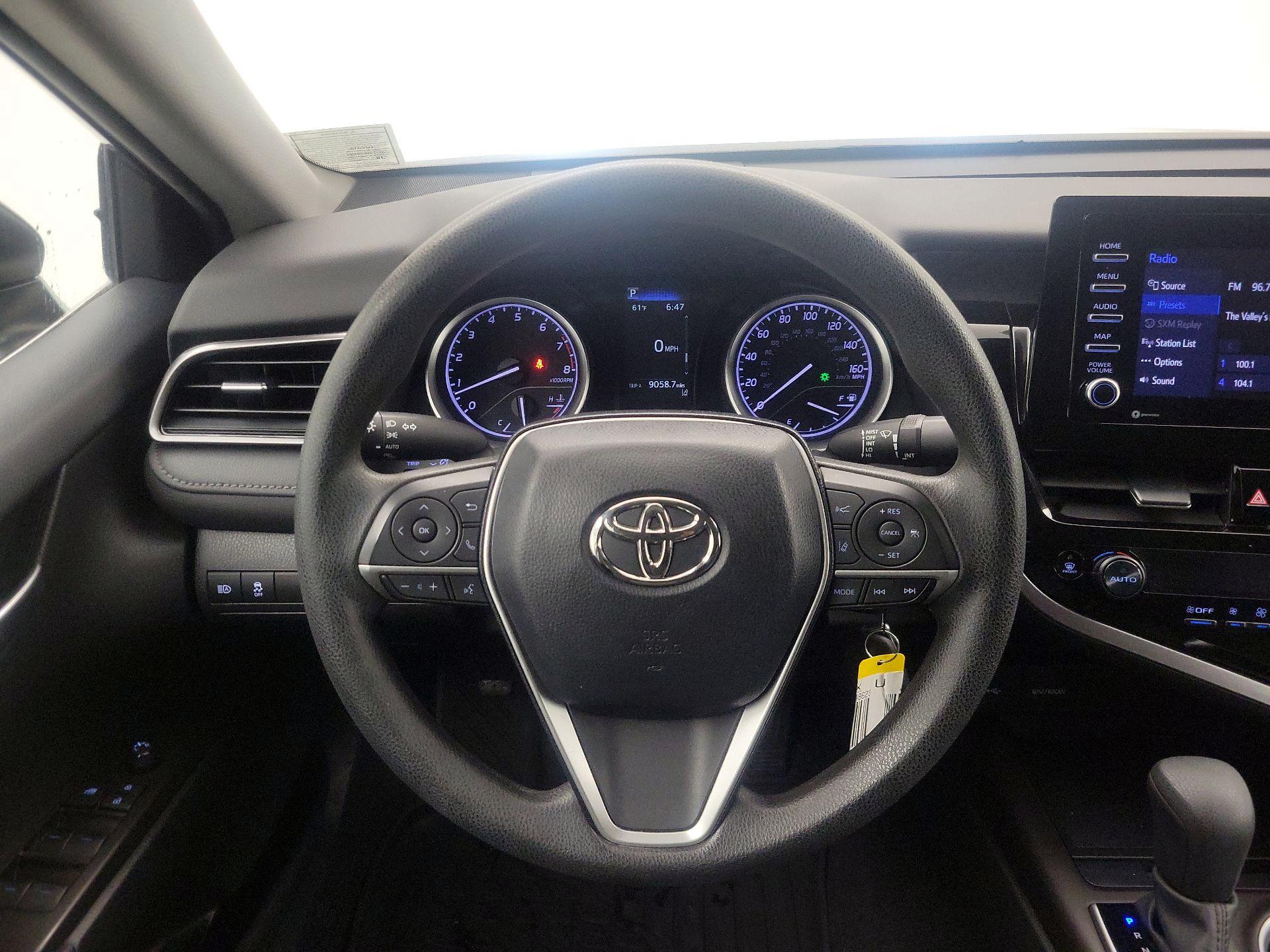 Thumbnail: 2023 Toyota Camry - 10