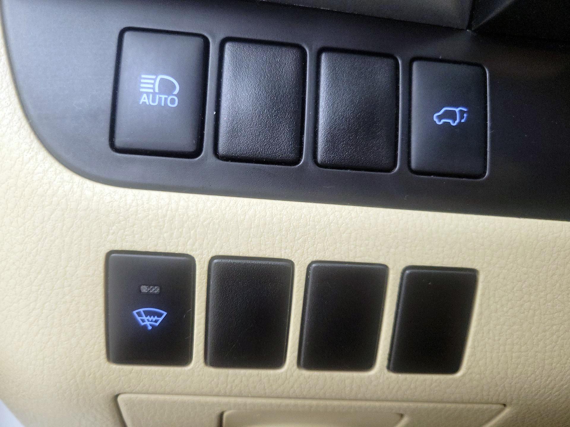 Thumbnail: 2017 Toyota Highlander - 13