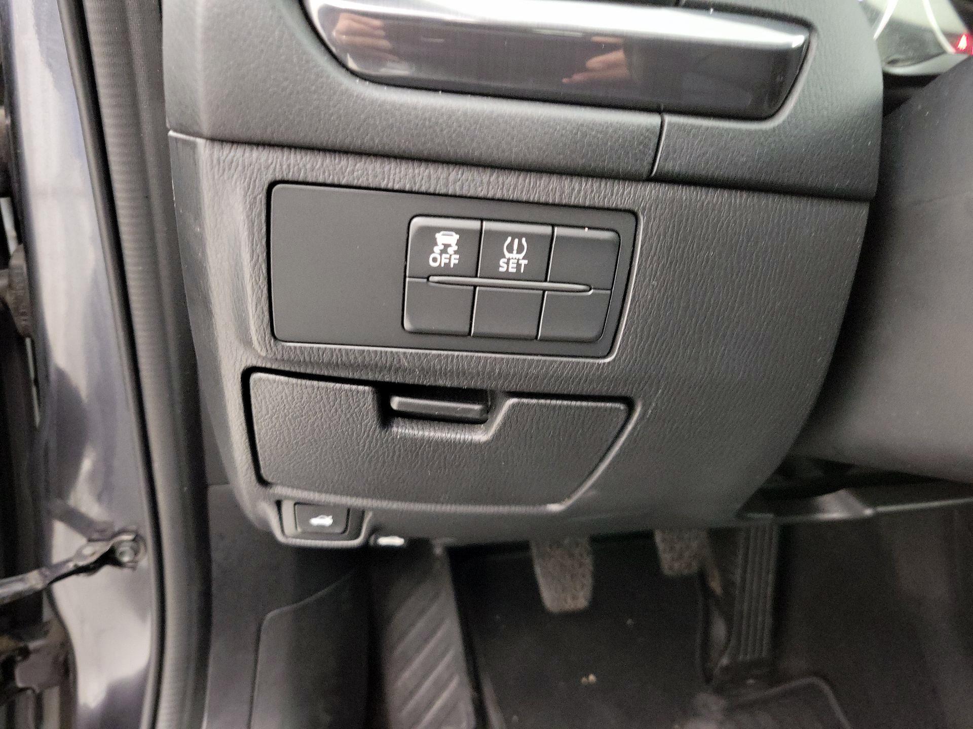 Thumbnail: 2015 Mazda Mazda6 - 13