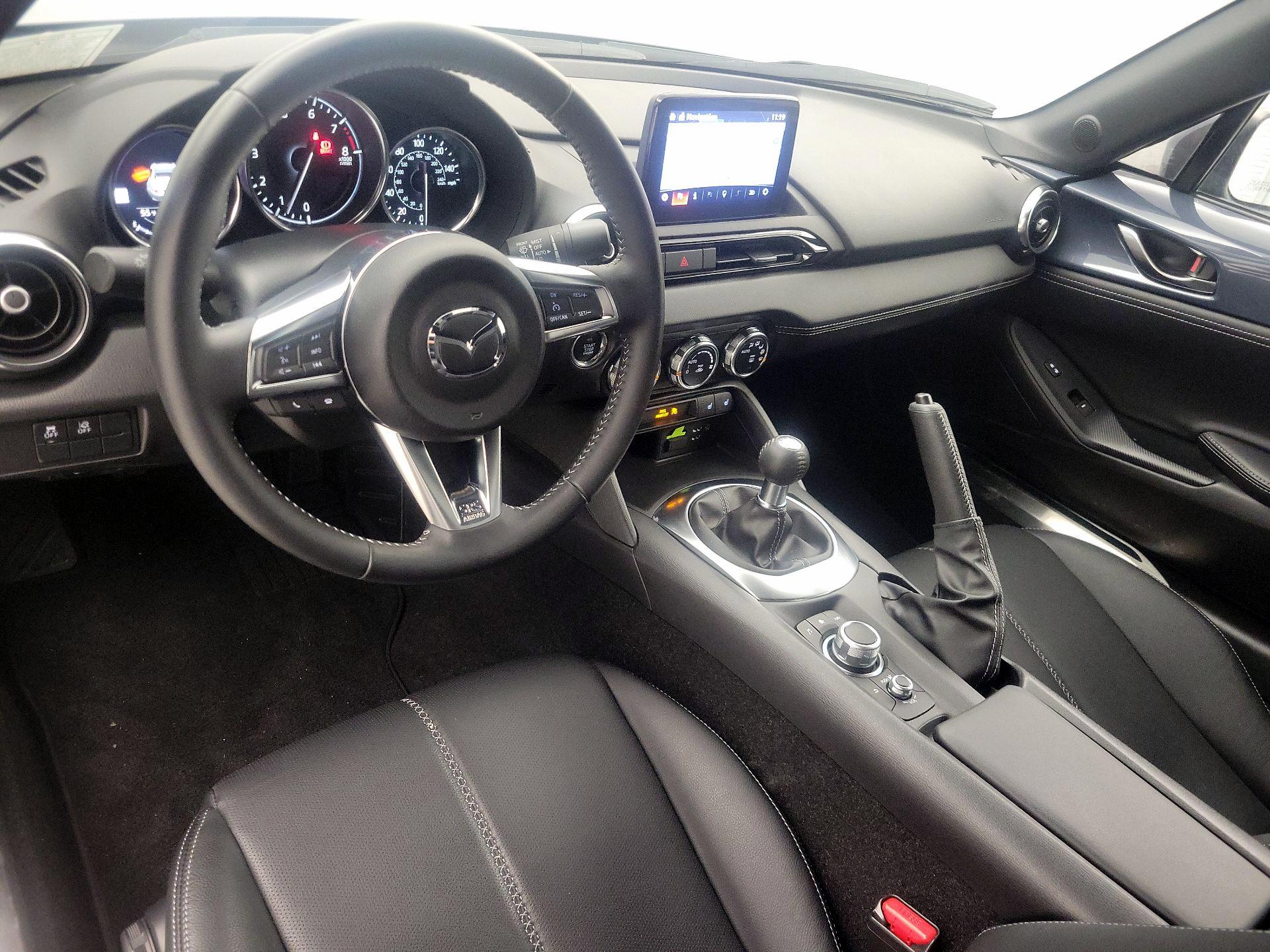 Thumbnail: 2021 Mazda MX-5 Miata - 9