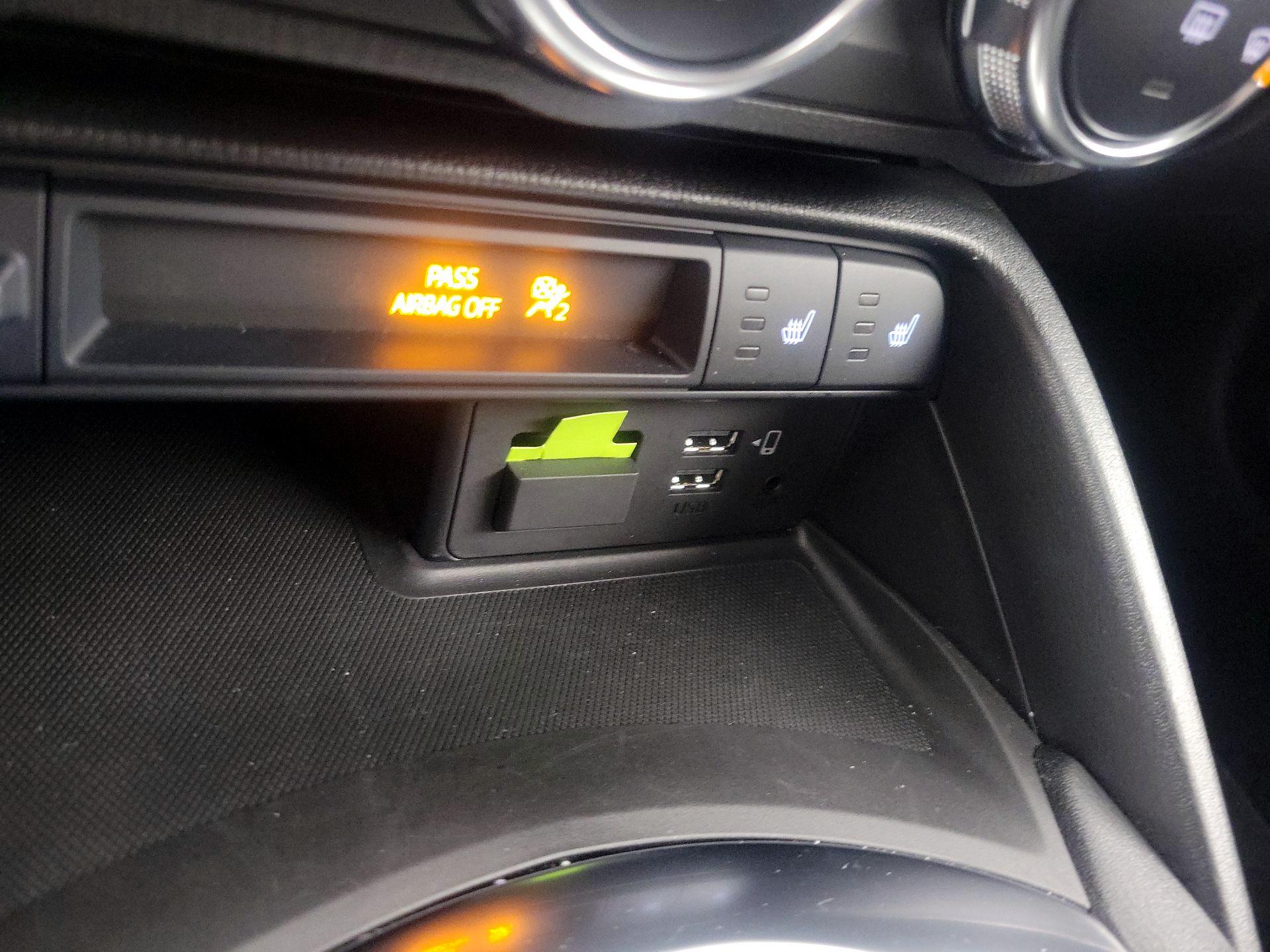 Thumbnail: 2021 Mazda MX-5 Miata - 19