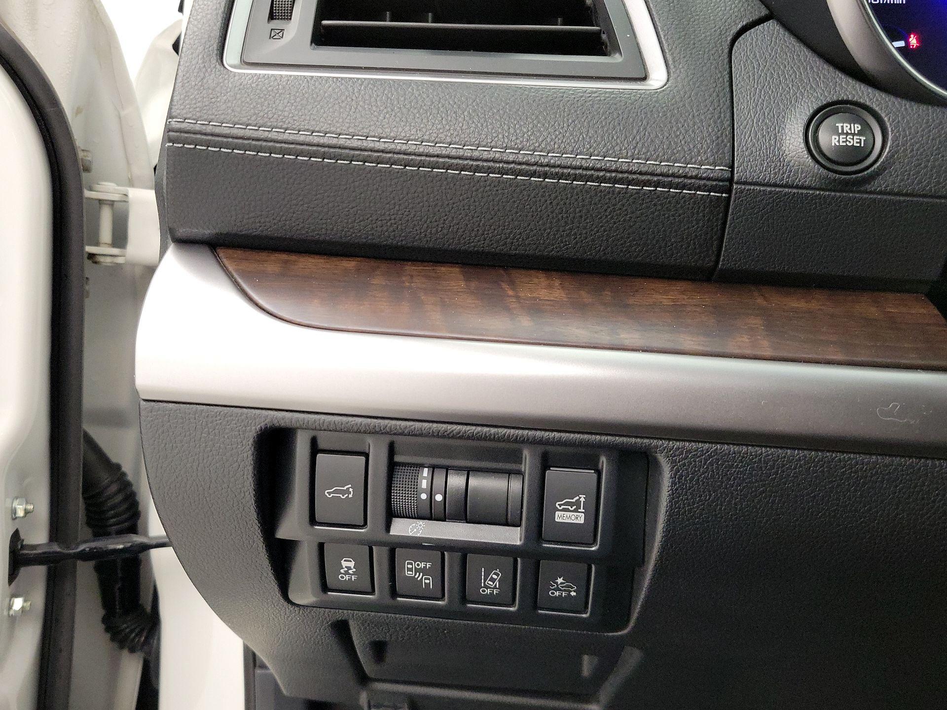 Thumbnail: 2018 Subaru Outback - 13