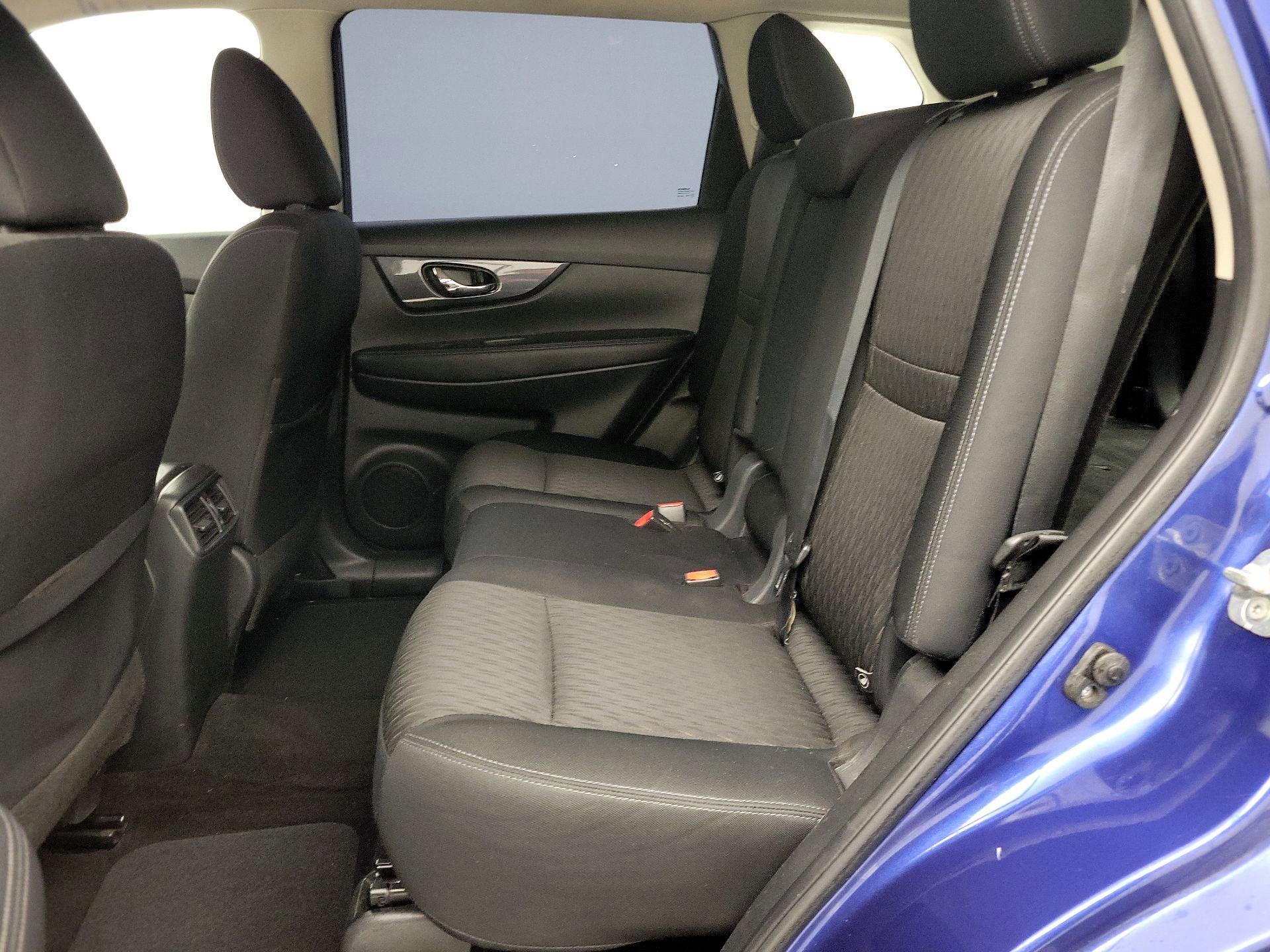 Thumbnail: 2018 Nissan Rogue - 19