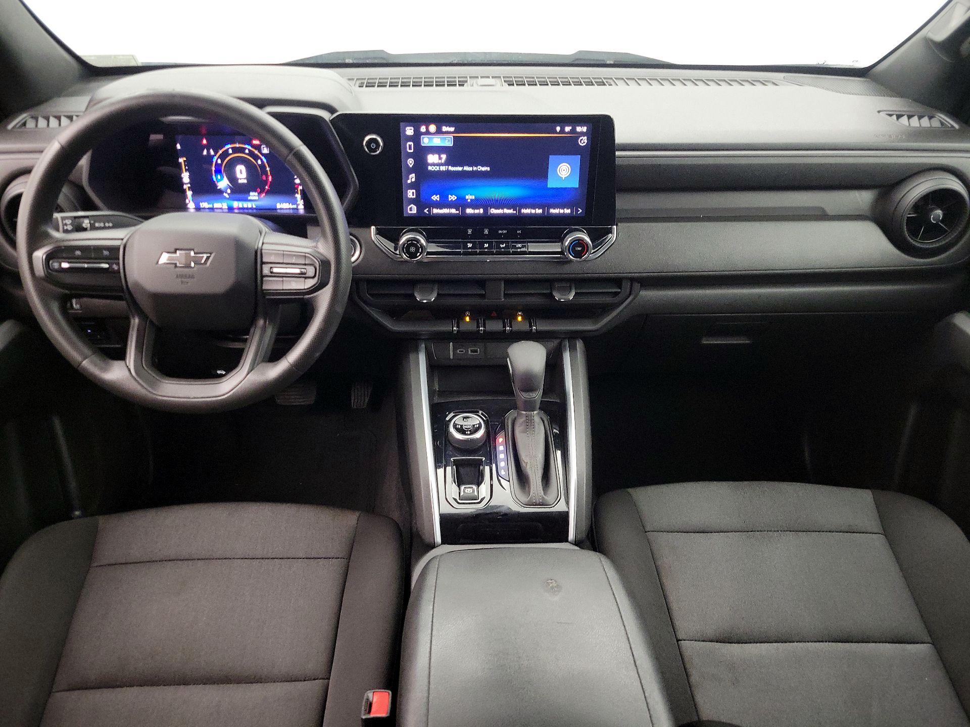 Thumbnail: 2023 Chevrolet Colorado - 9