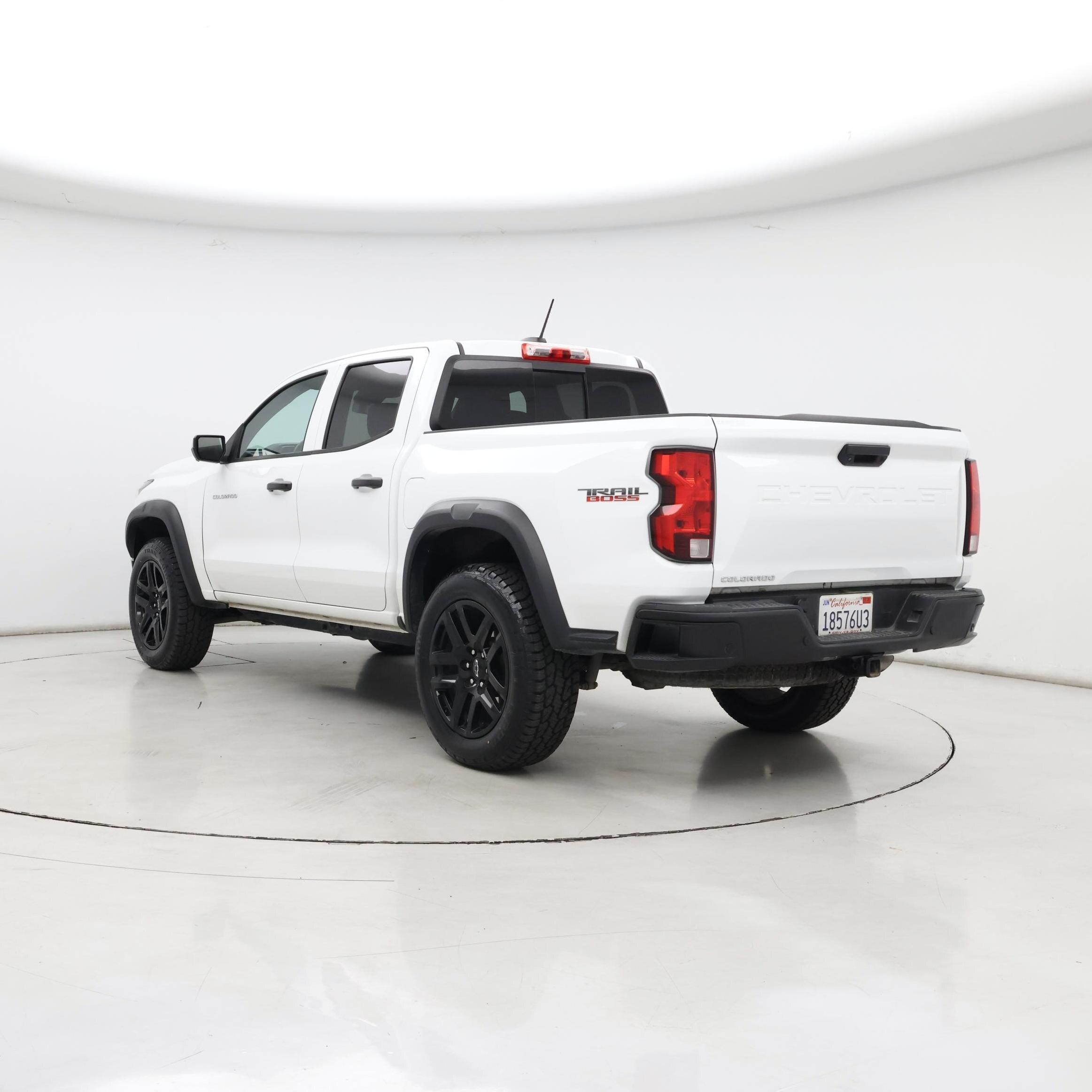 Thumbnail: 2023 Chevrolet Colorado - 2