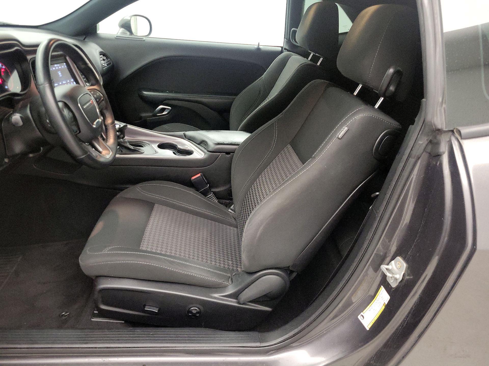 Thumbnail: 2019 Dodge Challenger - 11