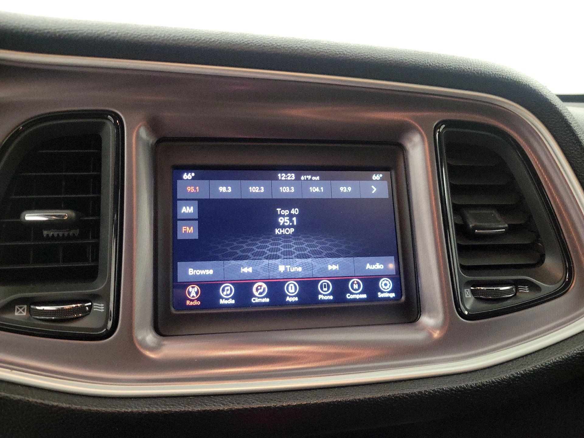 Thumbnail: 2019 Dodge Challenger - 16