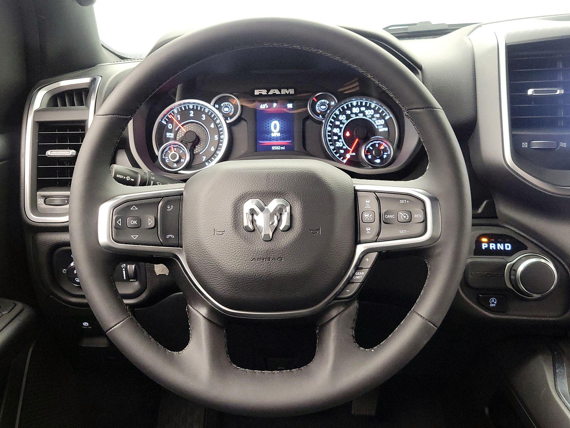 Thumbnail: 2025 RAM 1500 - 10