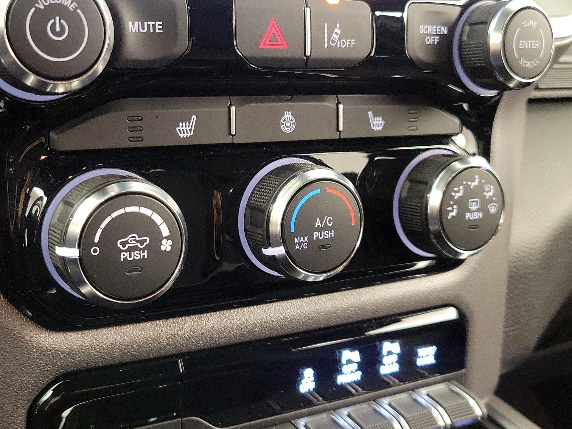 Thumbnail: 2025 RAM 1500 - 16